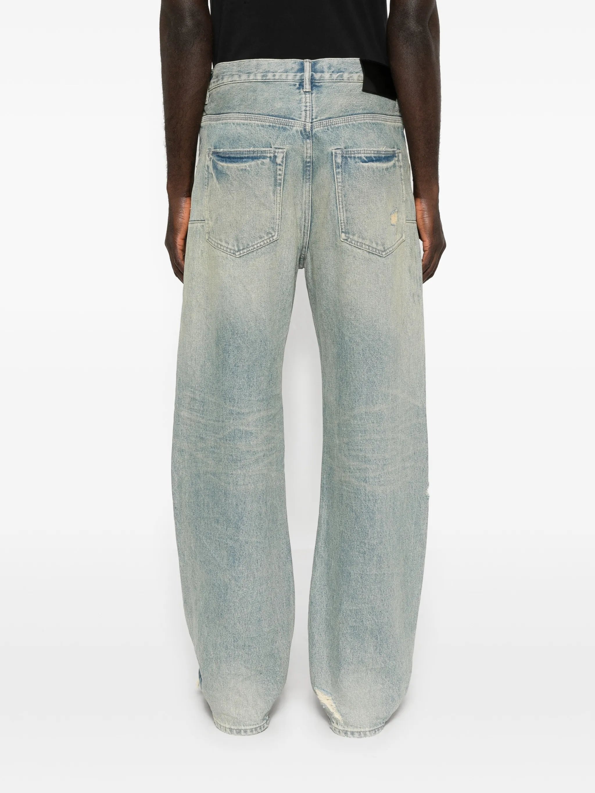 P018 destroyed baggy jeans