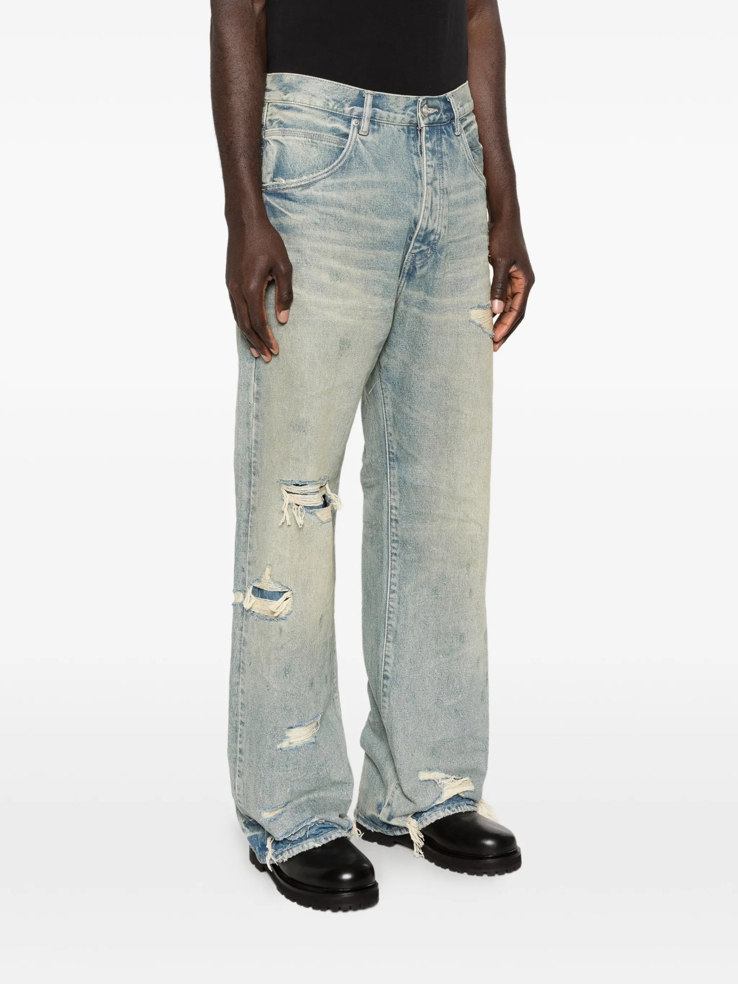 P018 destroyed baggy jeans