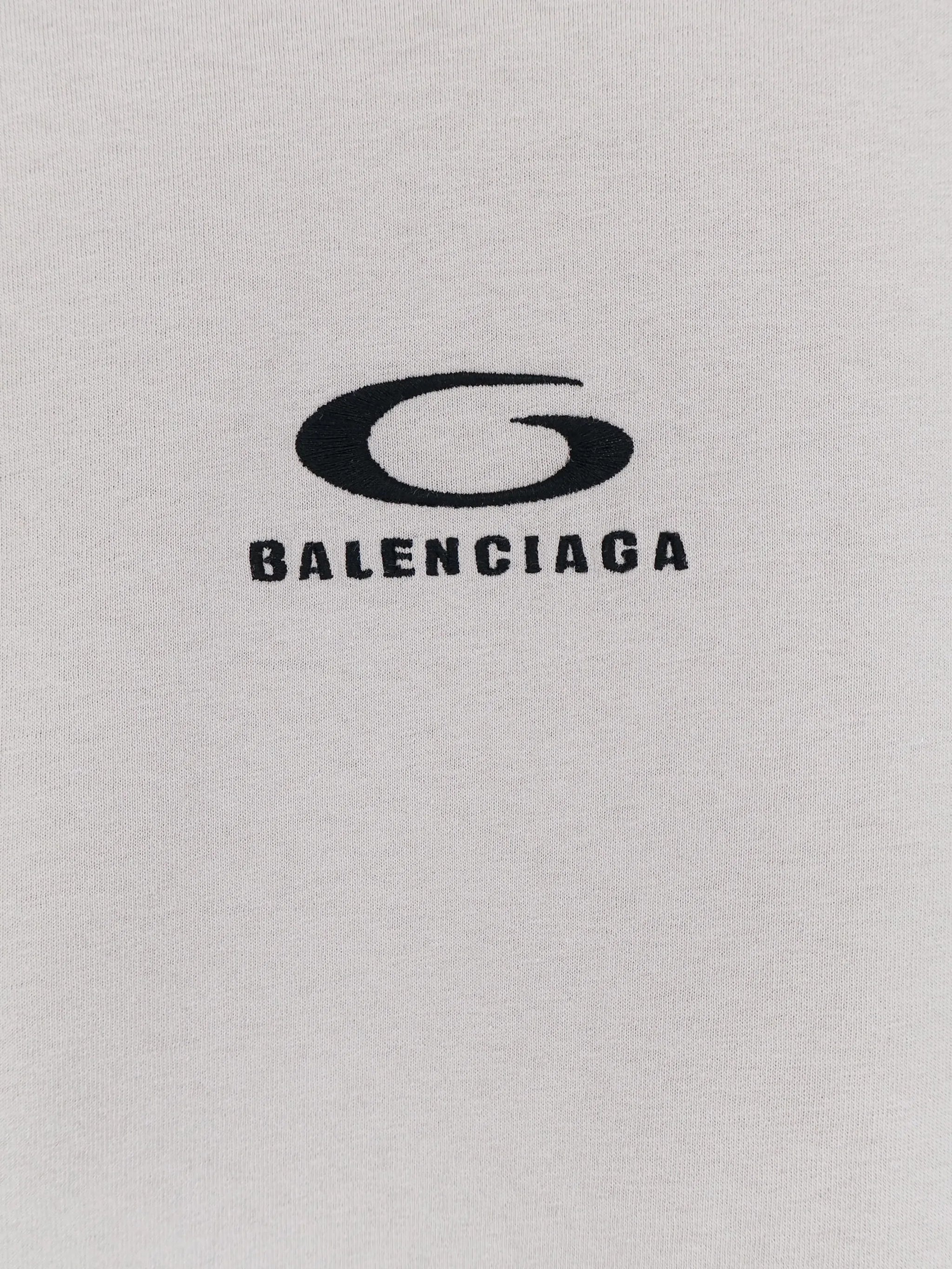 layered-sleeve logo-embroidered t-shirt