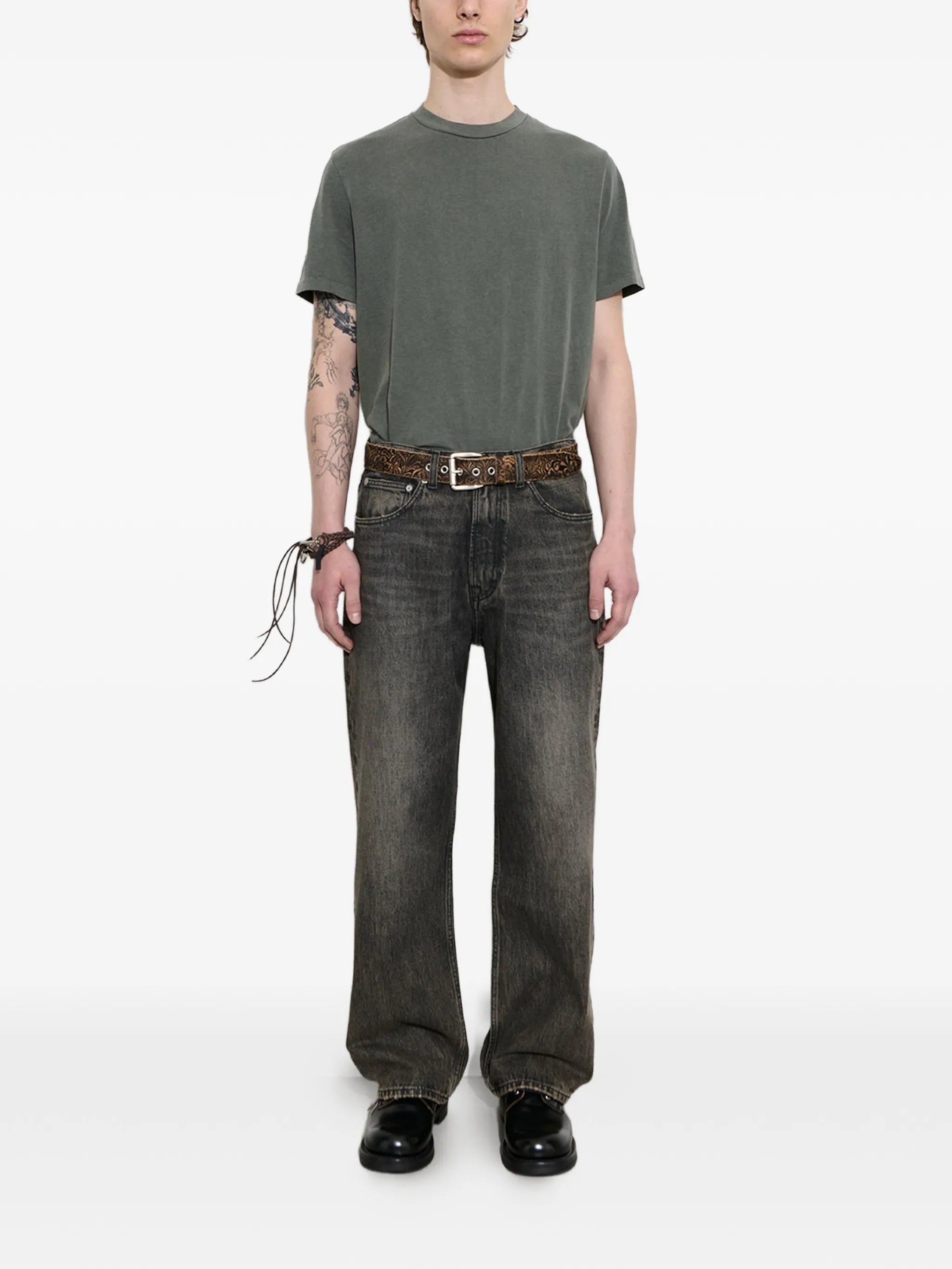 dust wash denim jeans