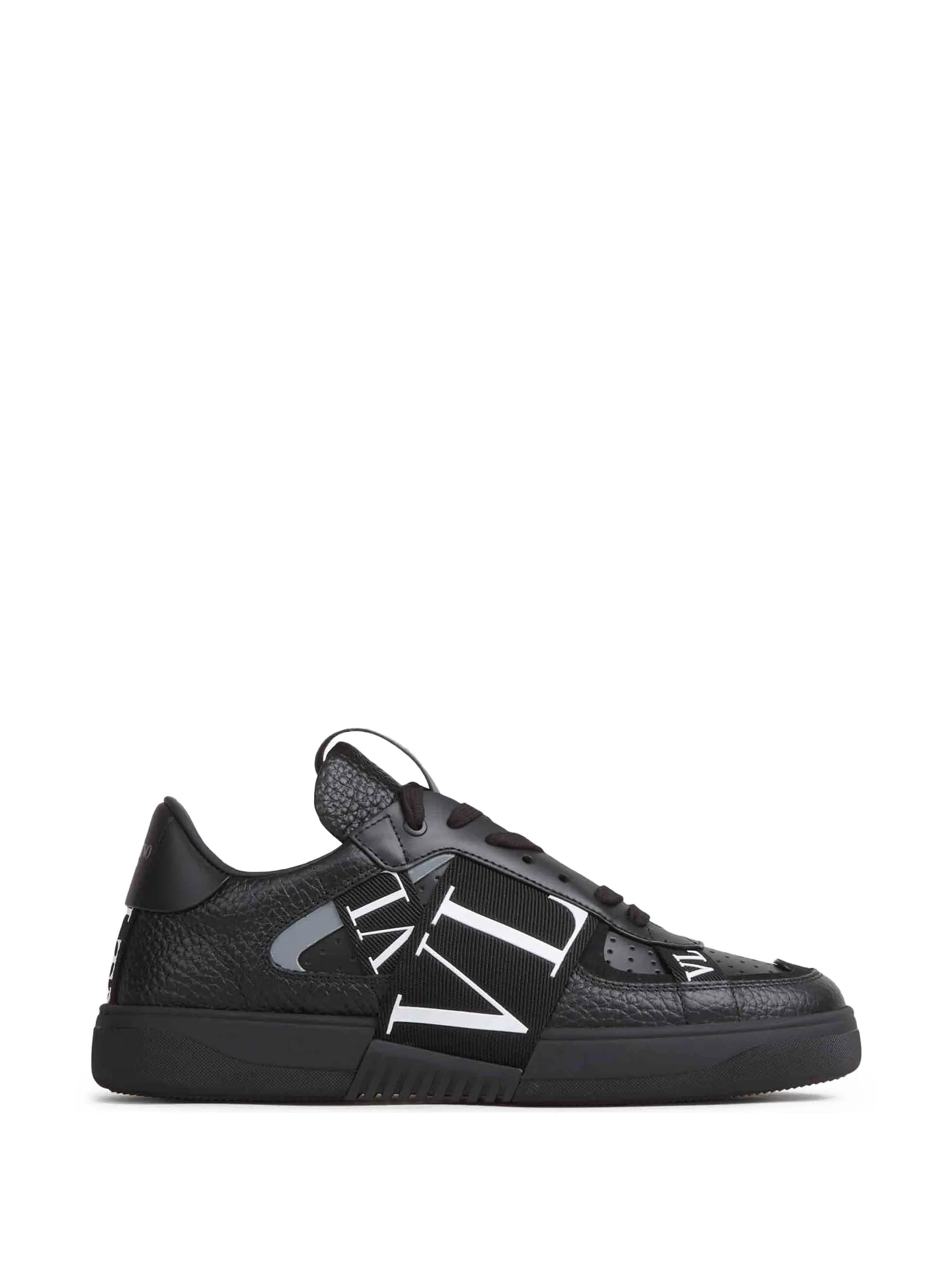 VL7N sneakers