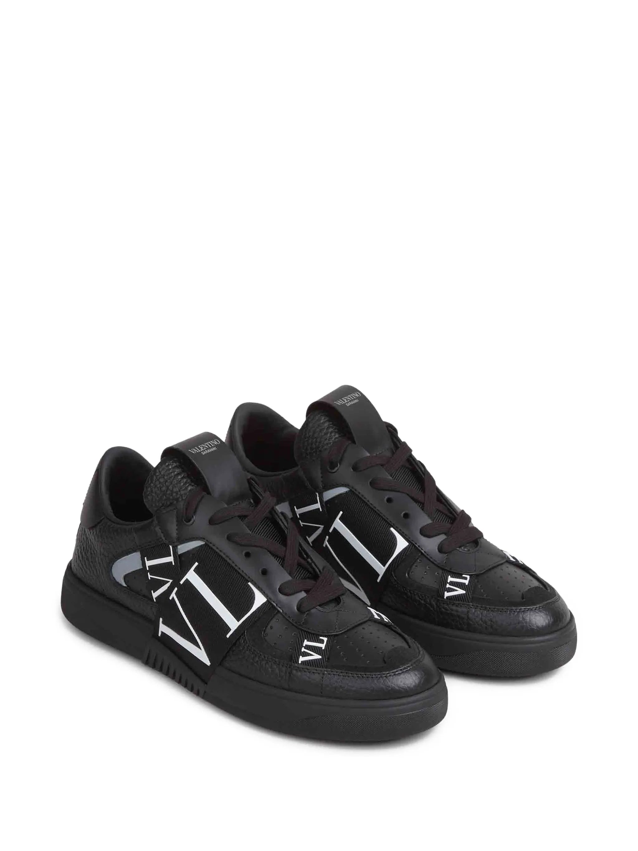 VL7N lettered sneakers