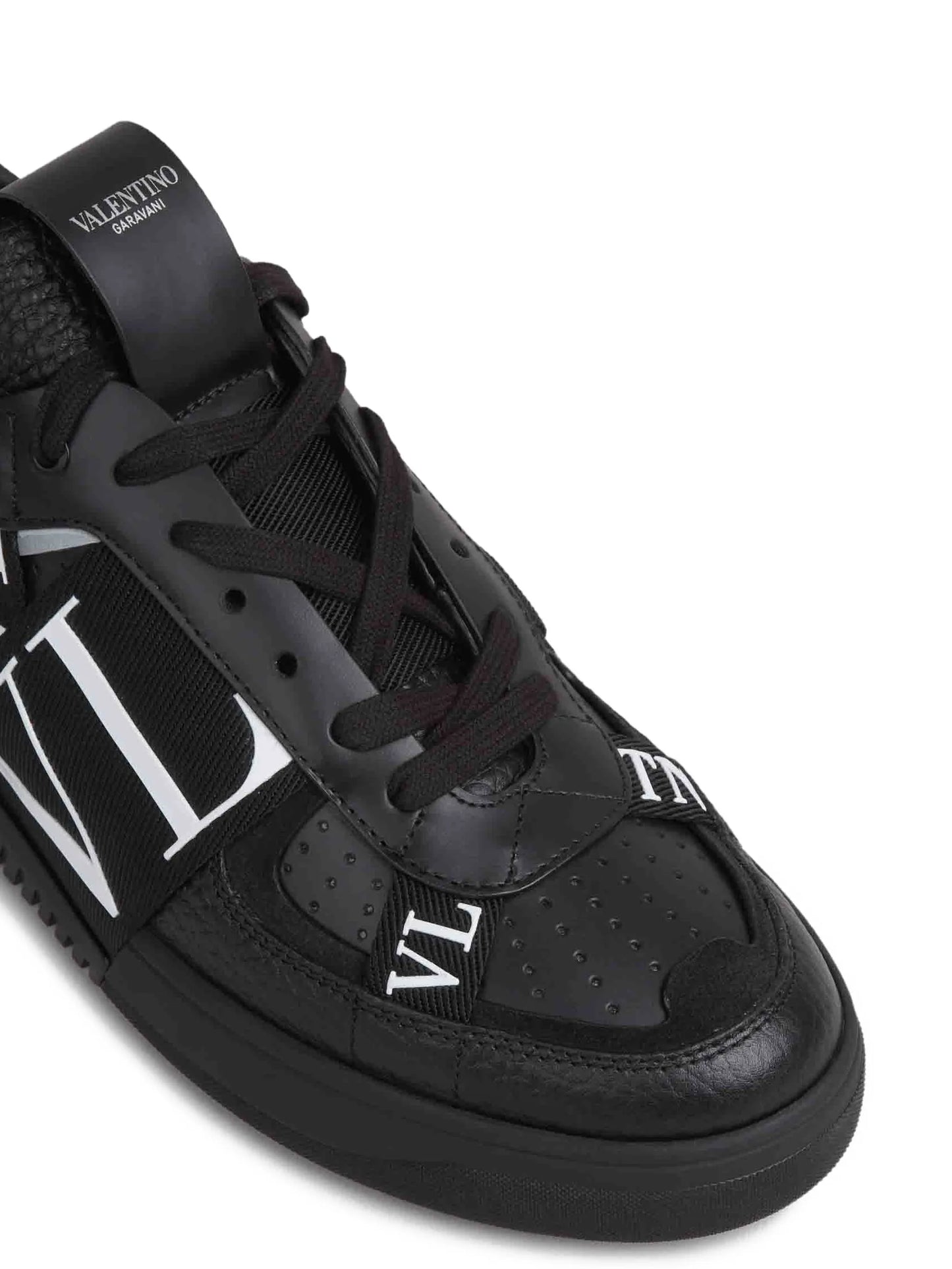 VL7N sneakers