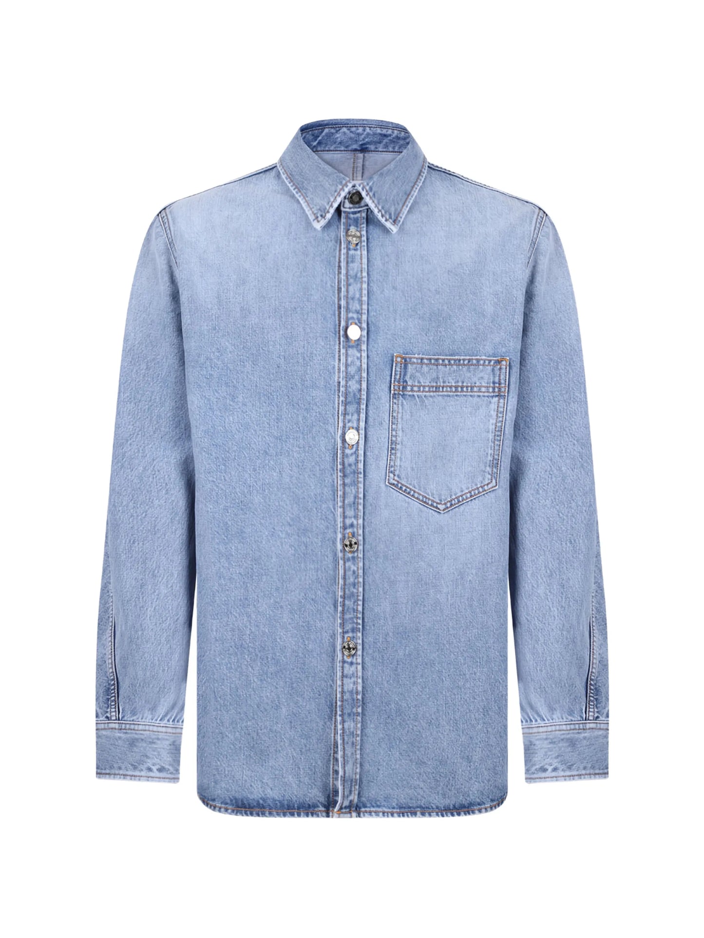patch-pocket buttoned shirt
