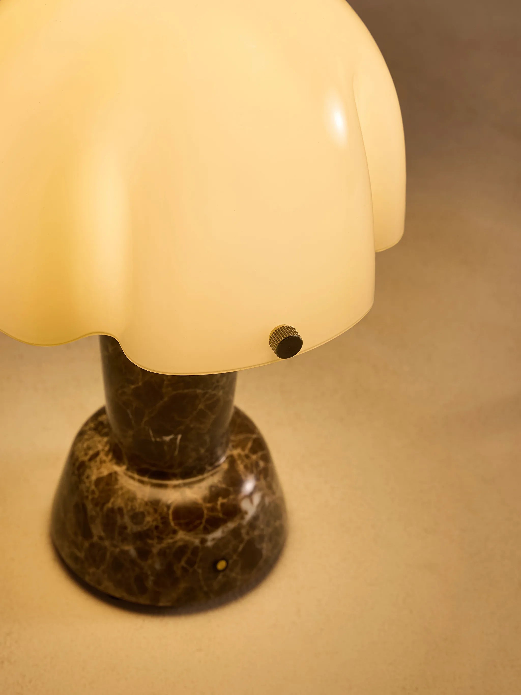 Rio marble portable lamp