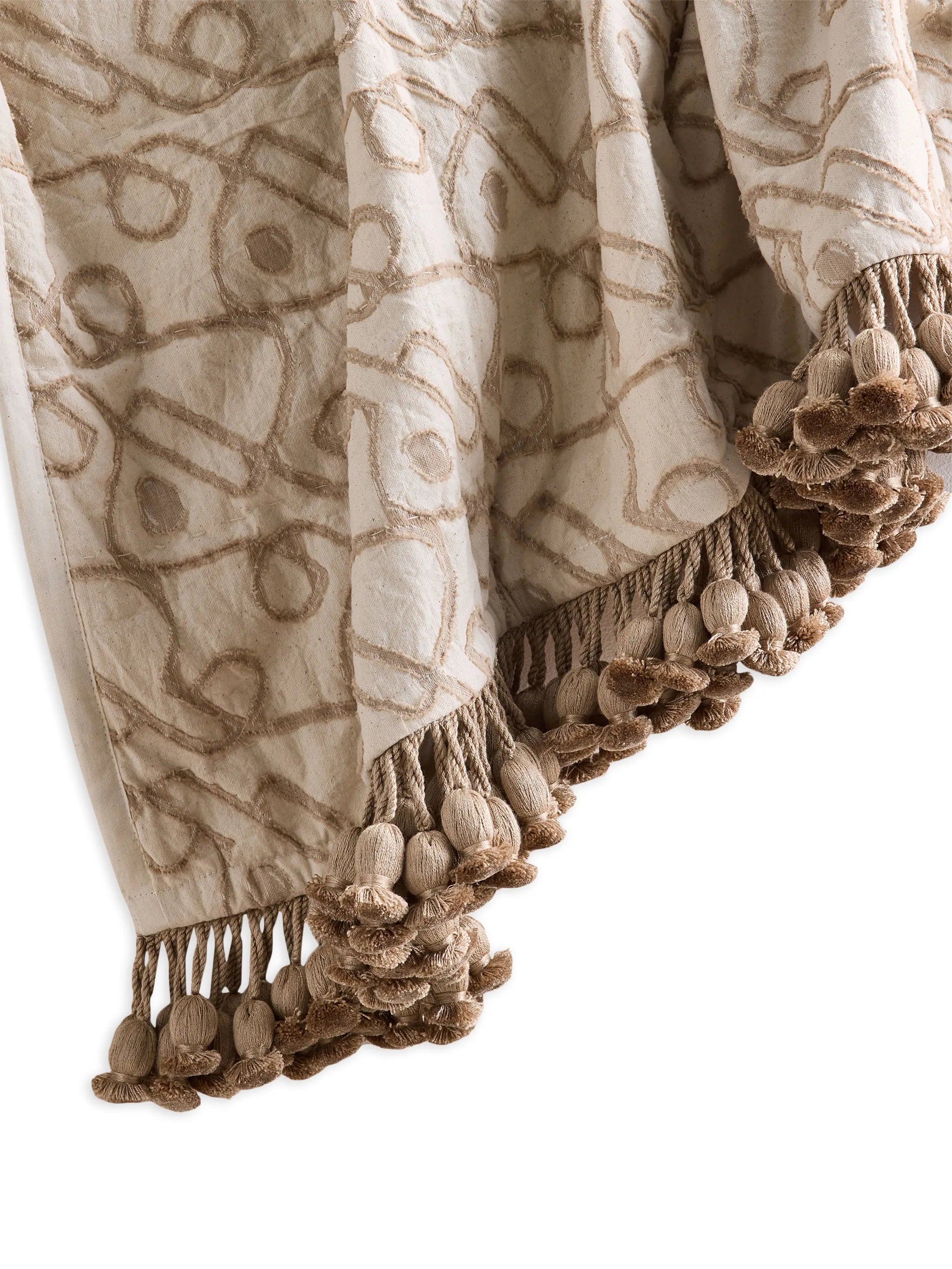 Tilney tassel-detail patterned bedspread