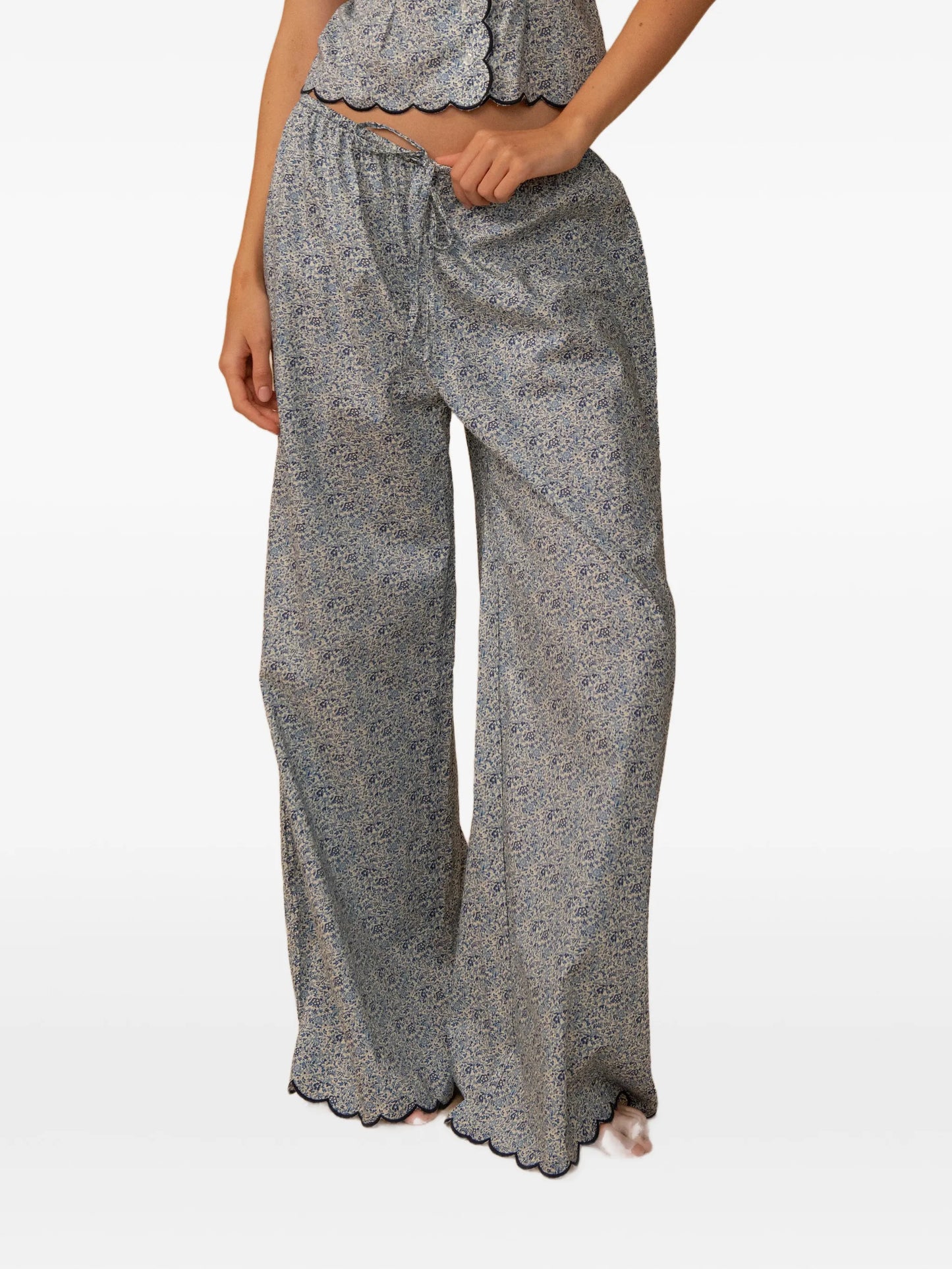 floral-print scalloped trousers