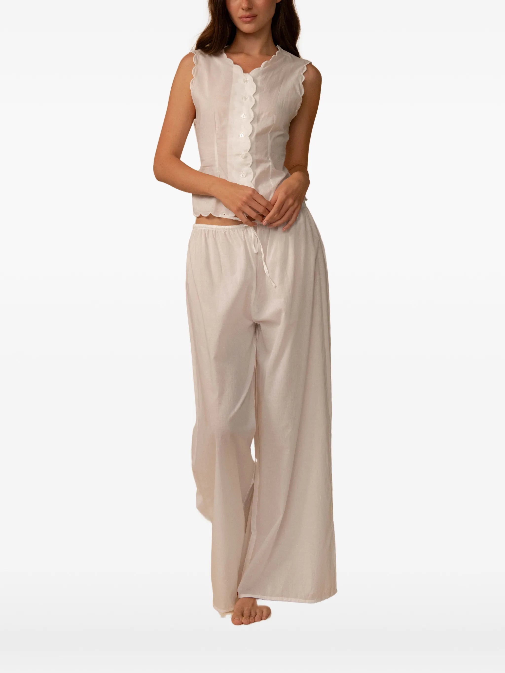 scalloped-trim tie-back vest