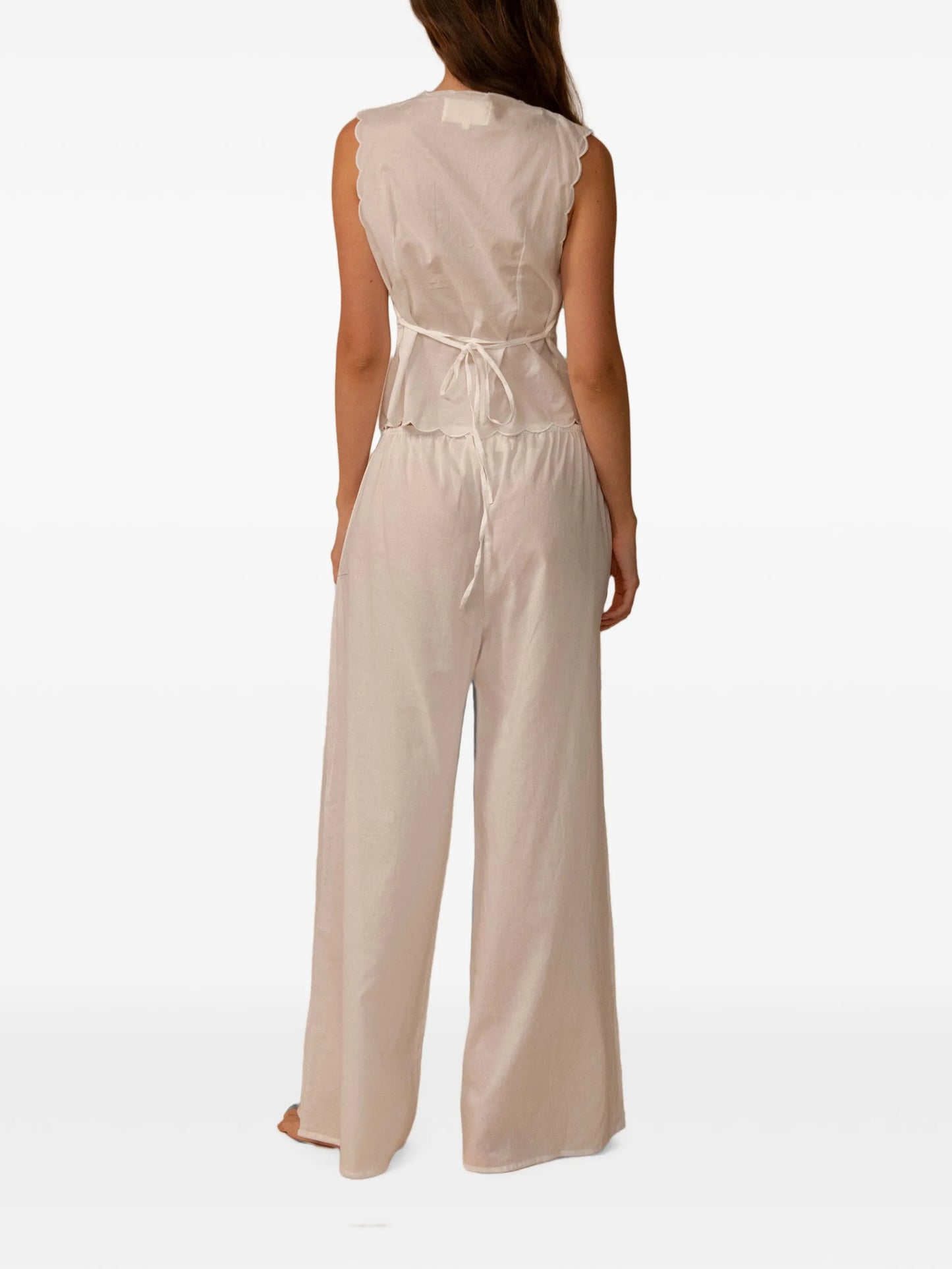 scalloped-trim tie-back vest