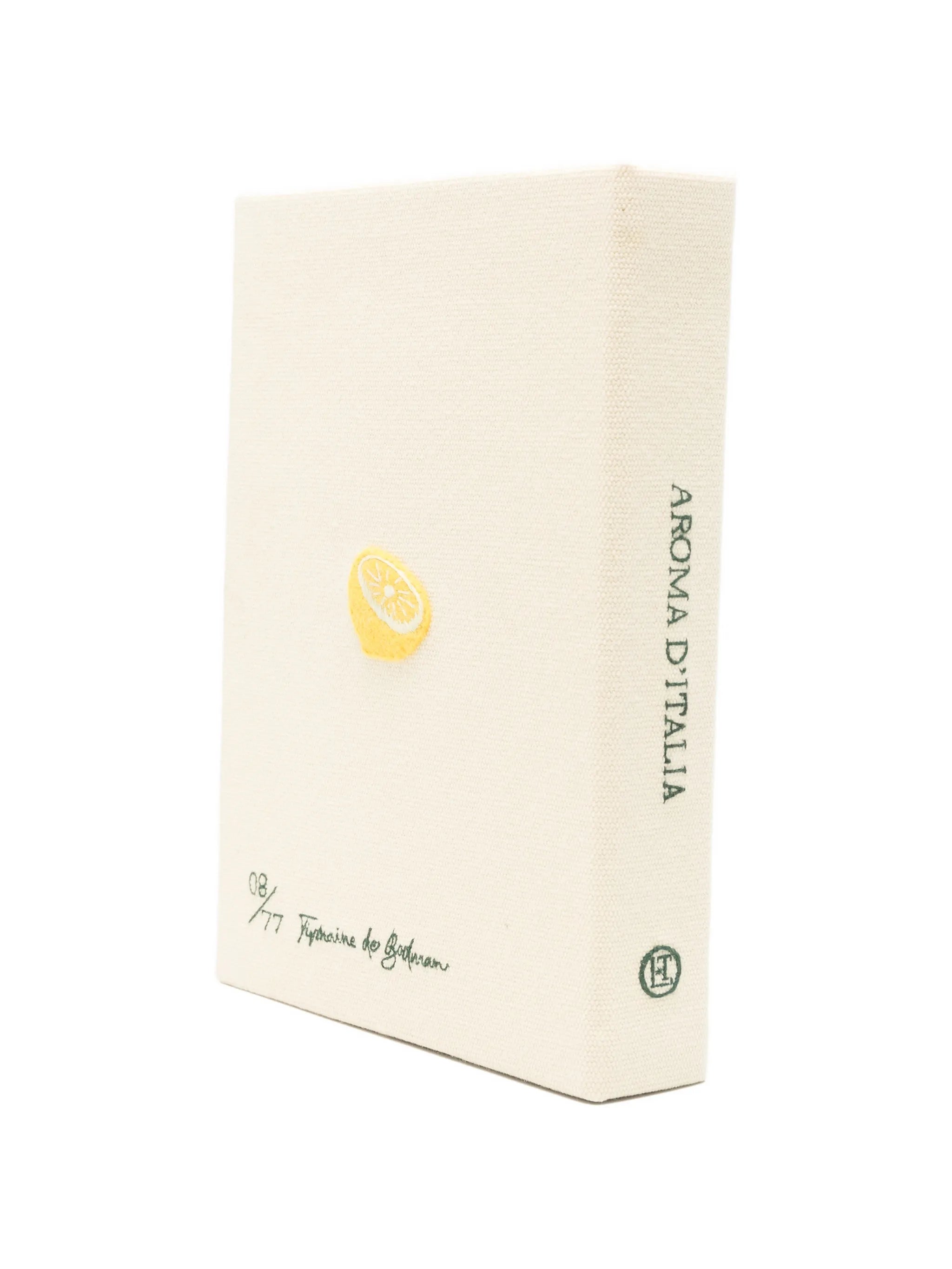 Aroma D'Italia embroidered clutch bag