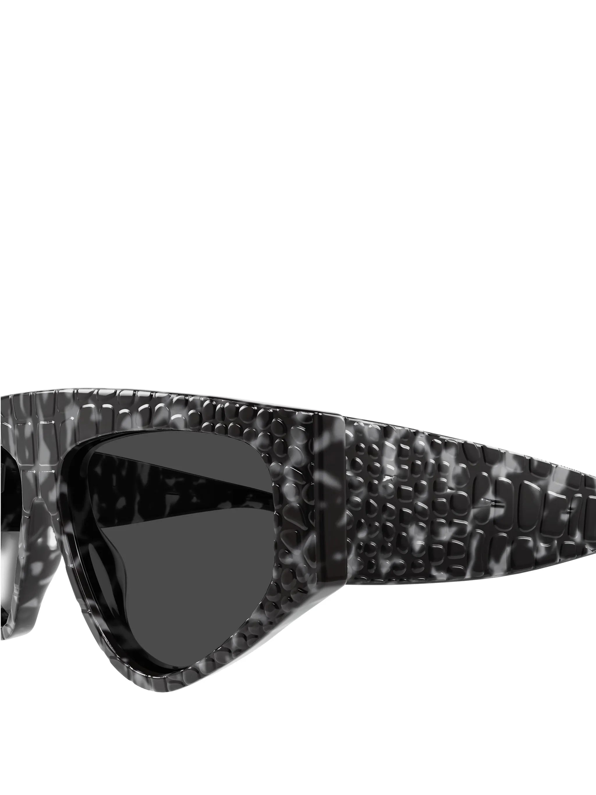 crocodile-effect tortoiseshell-pattern sunglasses