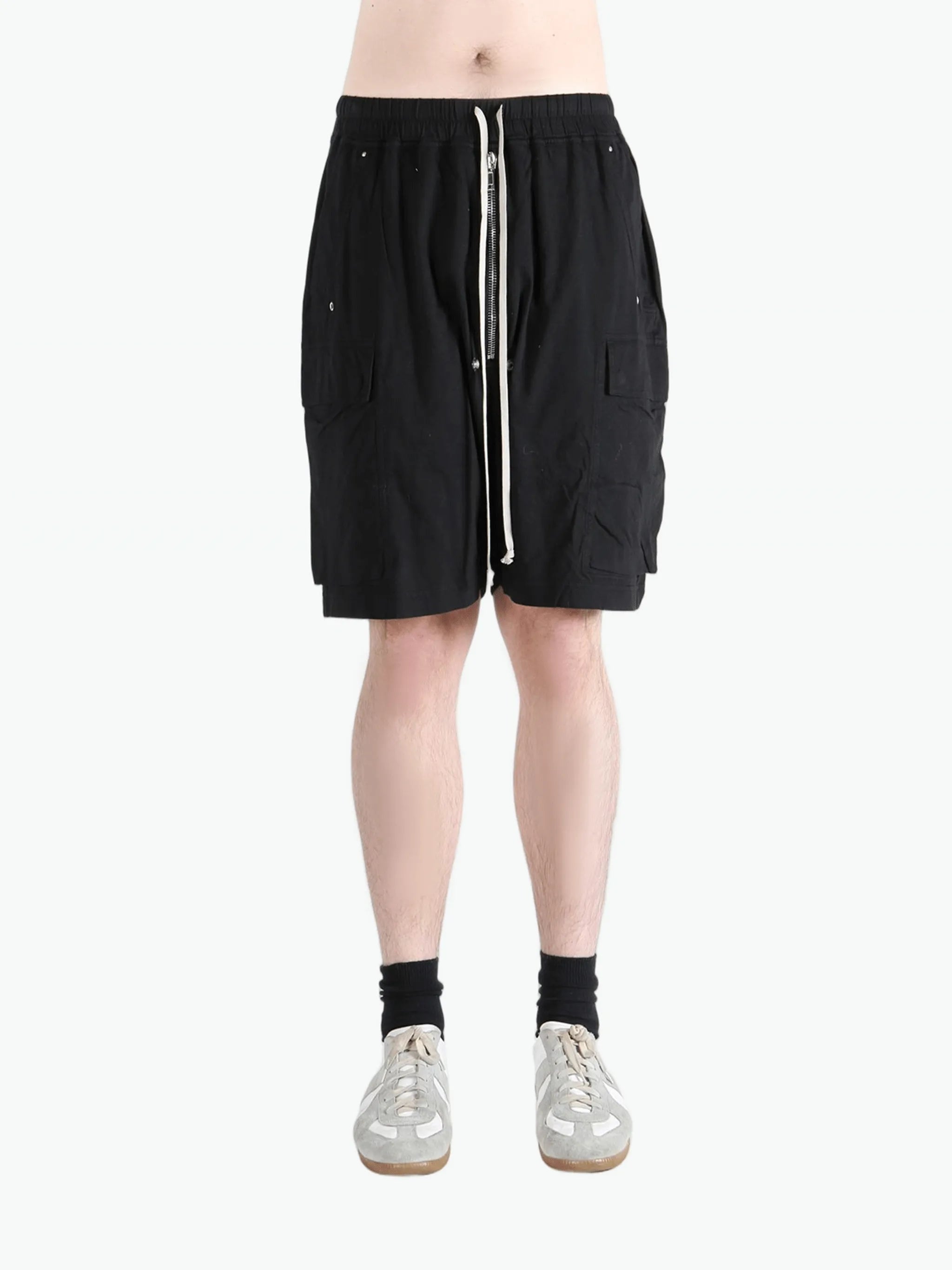 drawstring-fastening cargo shorts