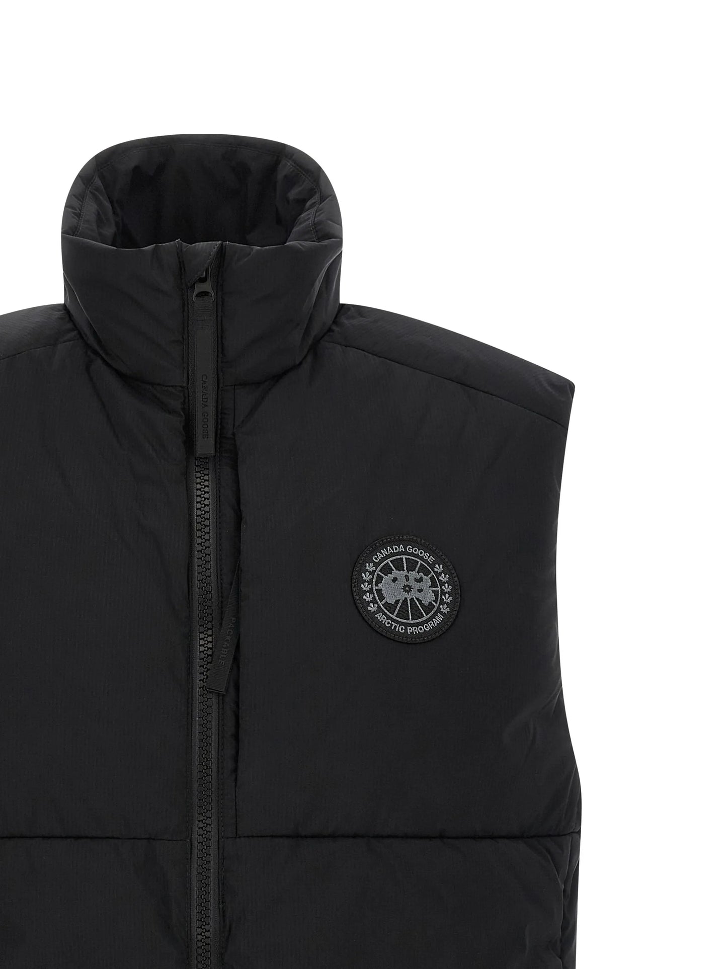 quilted logo-patch gilet
