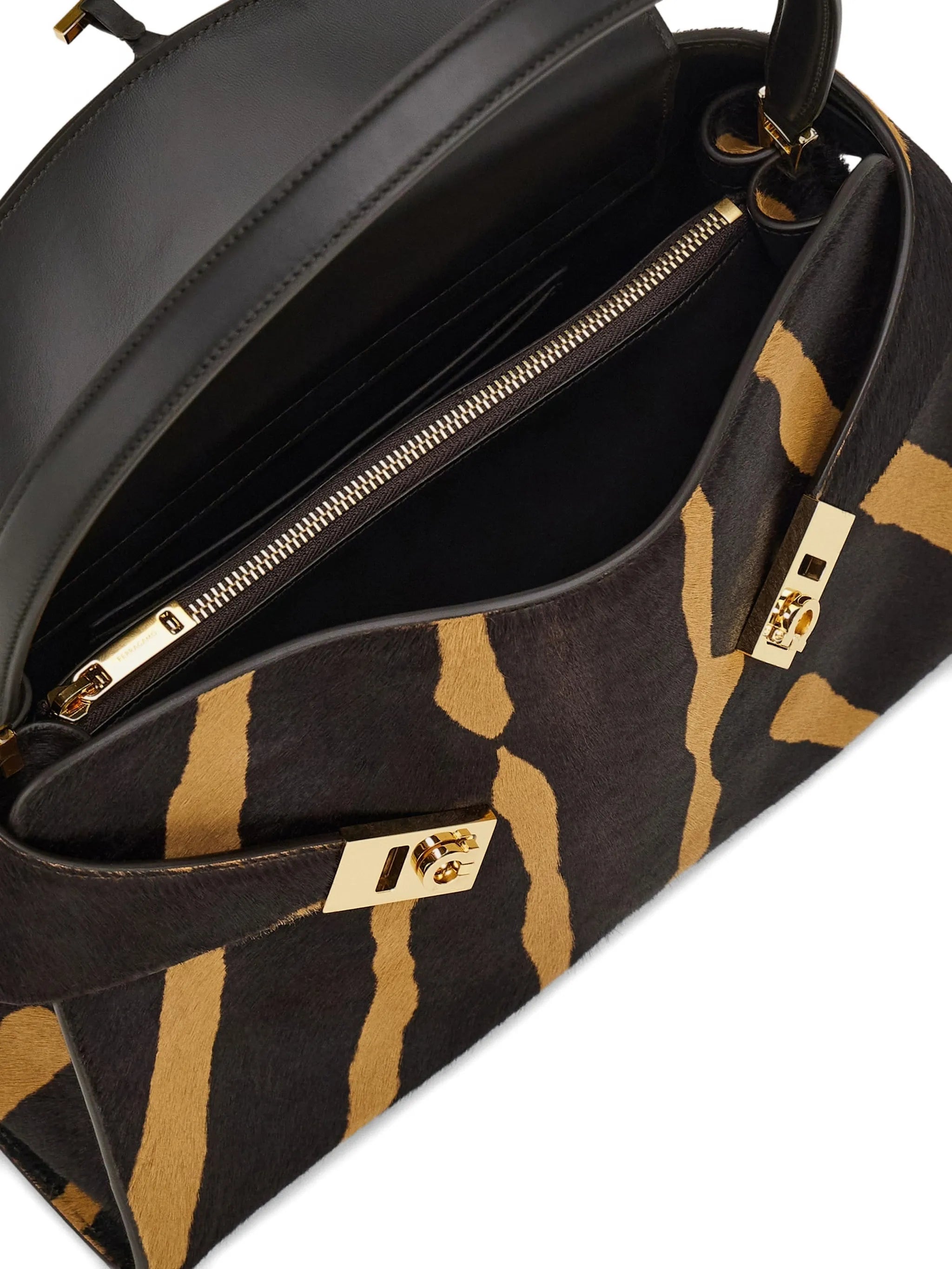 M Hug zebra-pattern shoulder bag