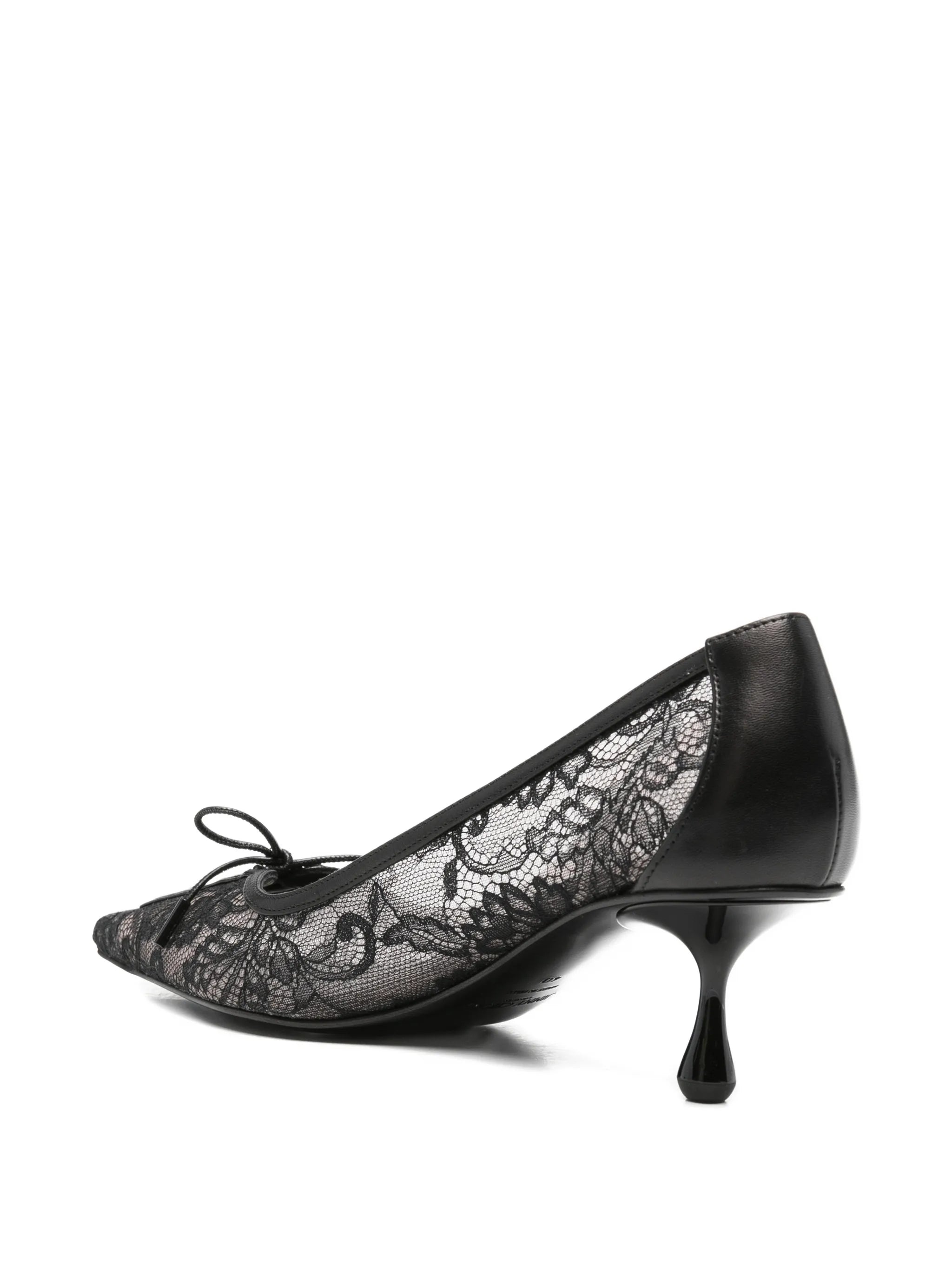 Scarlett pumps