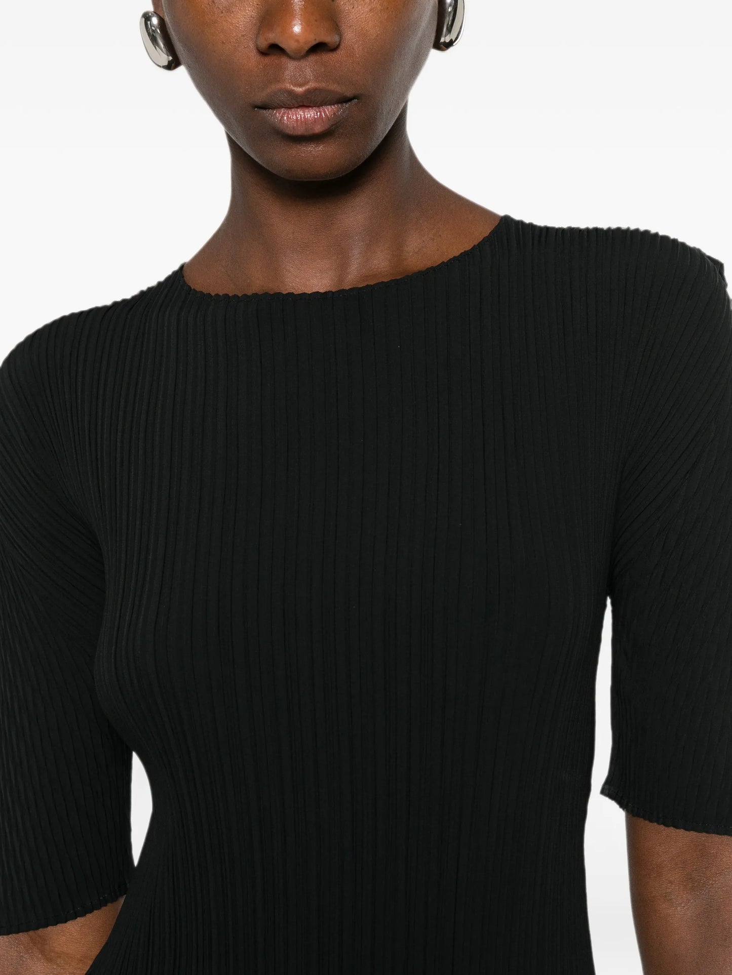 box-shoulder pleats midi dress