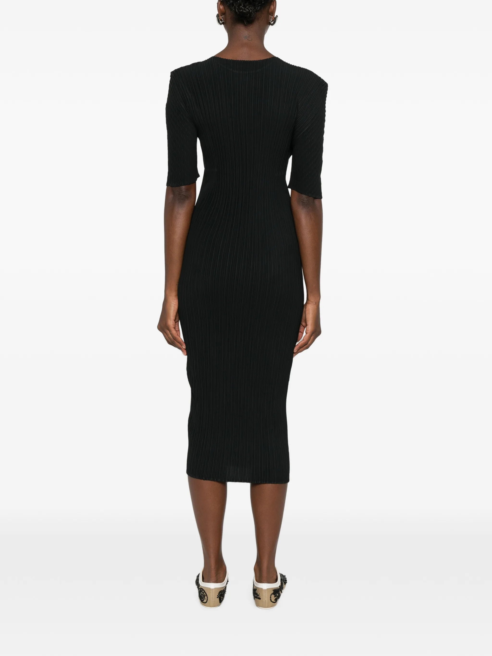 box-shoulder pleats midi dress