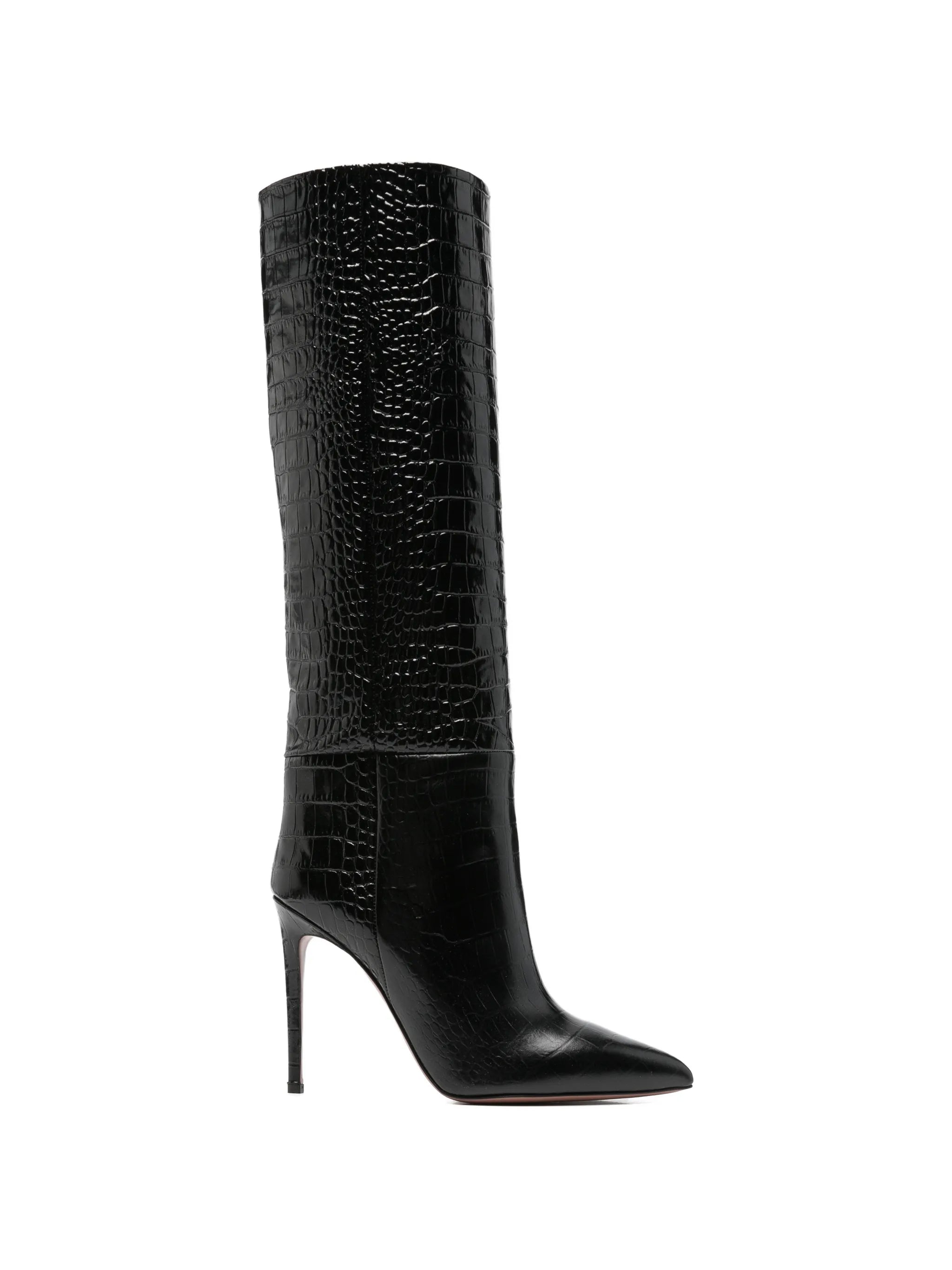pointed-toe boots