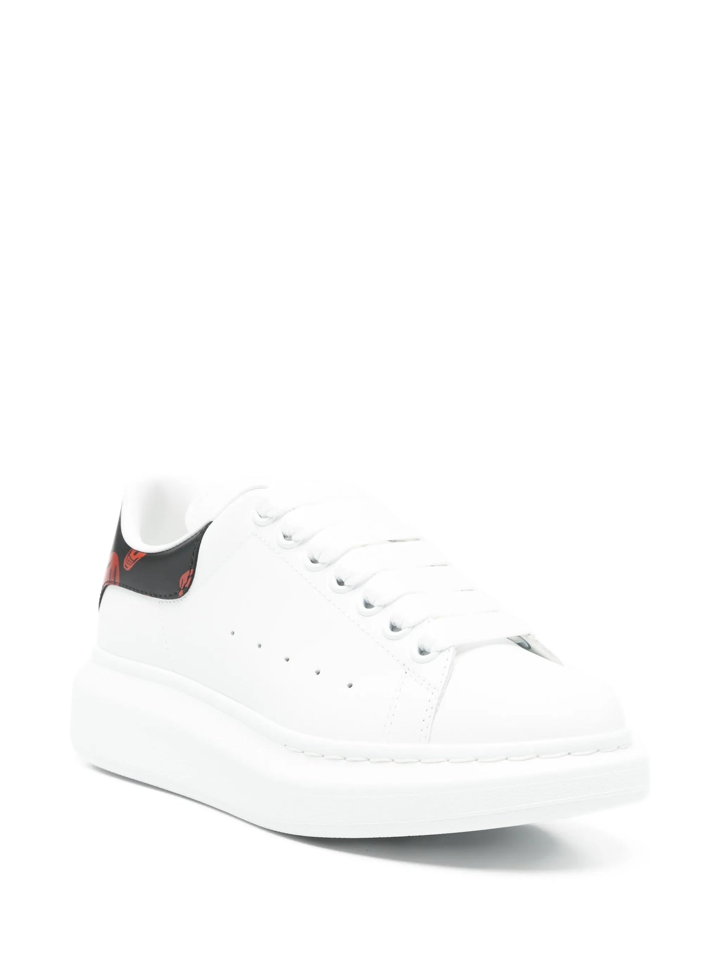 Oversized low-top skull-details sneakers