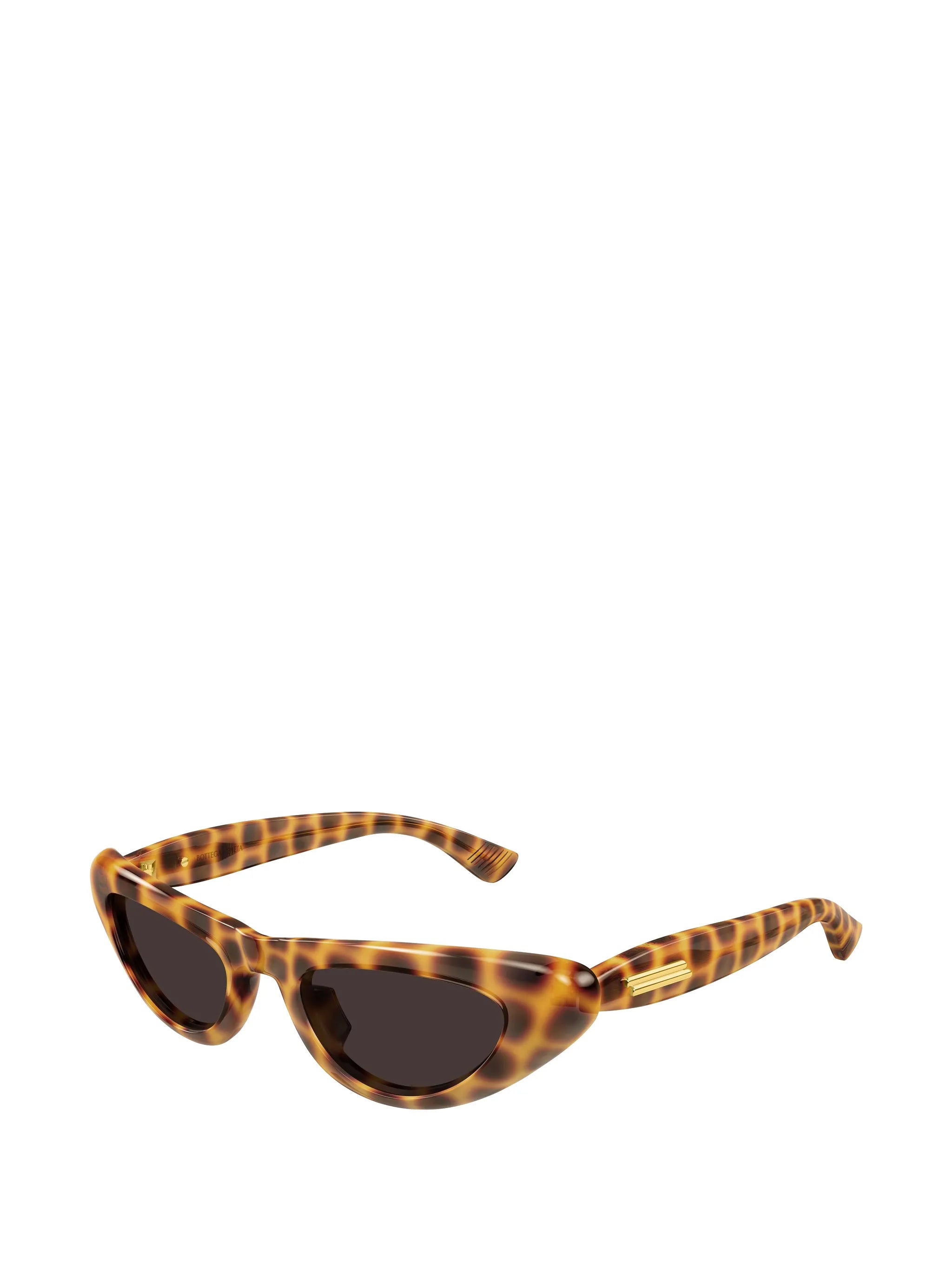 cat-eye sunglasses
