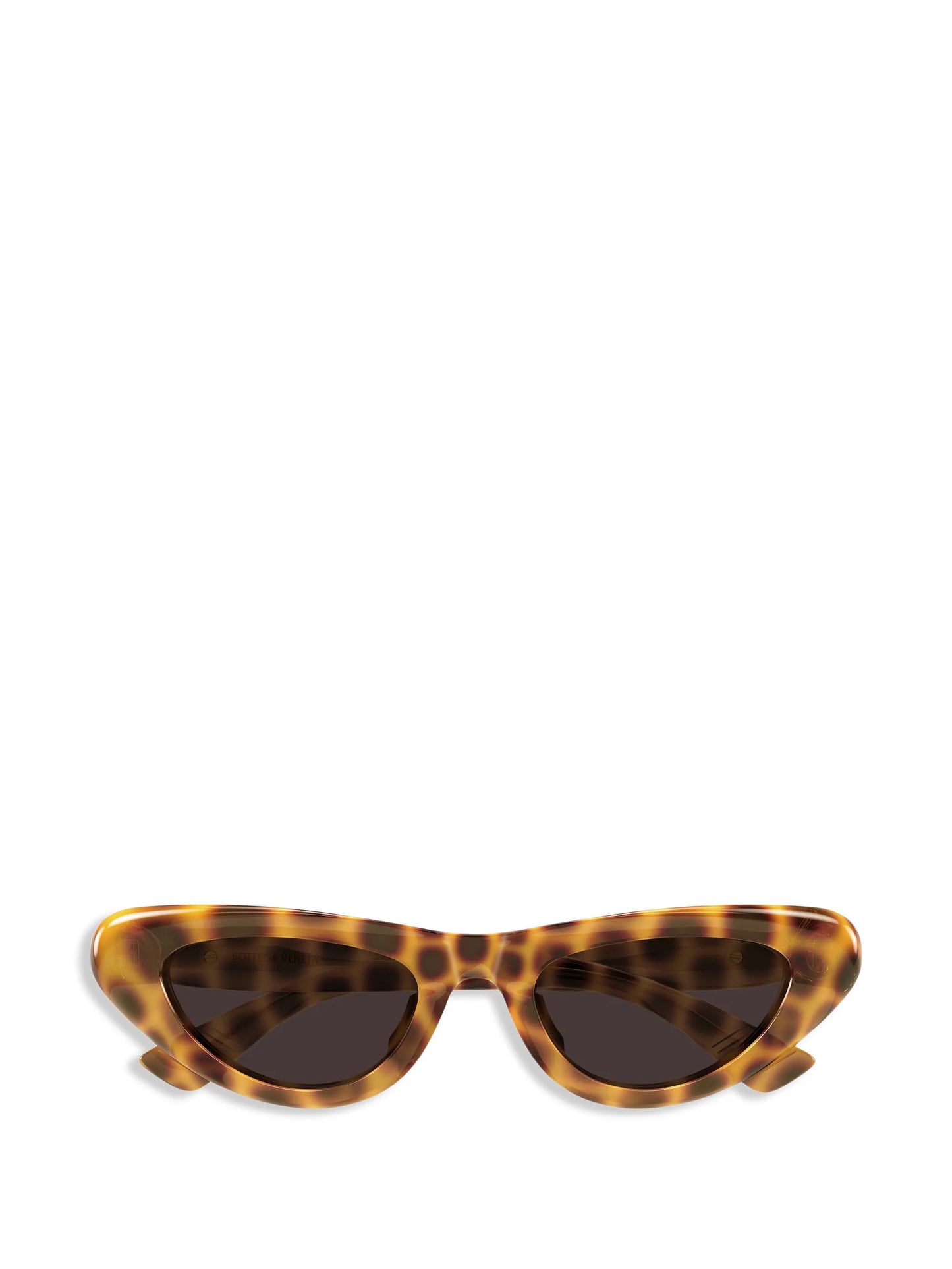 cat-eye sunglasses