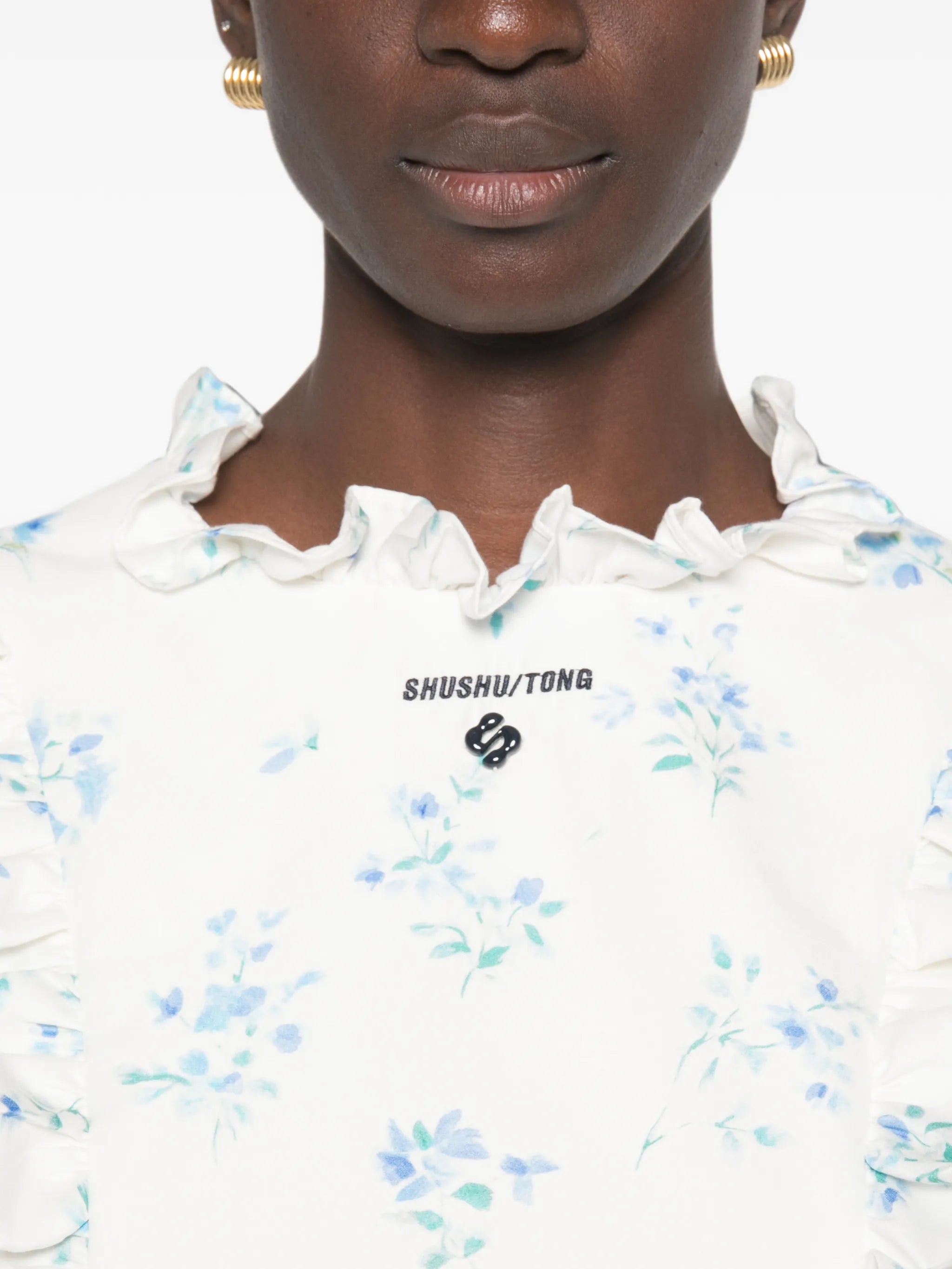 floral-print top