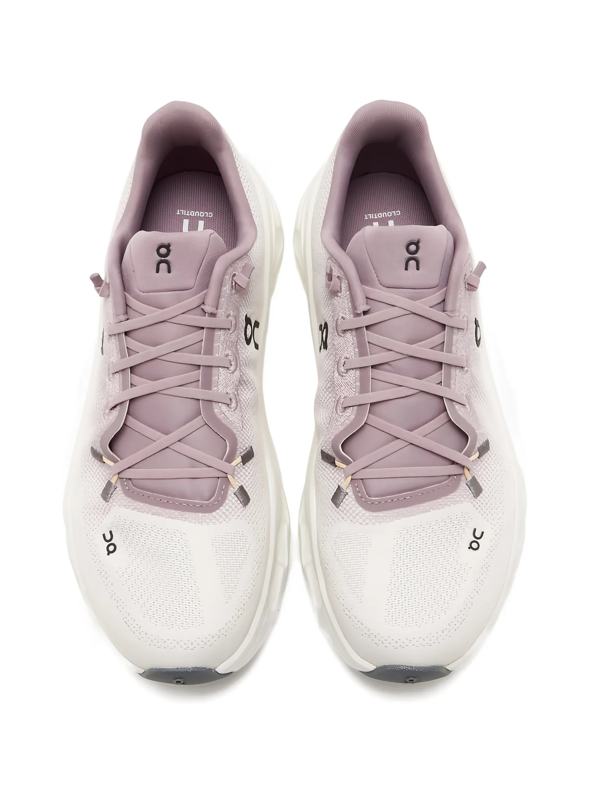 Cloudtilt sneakers