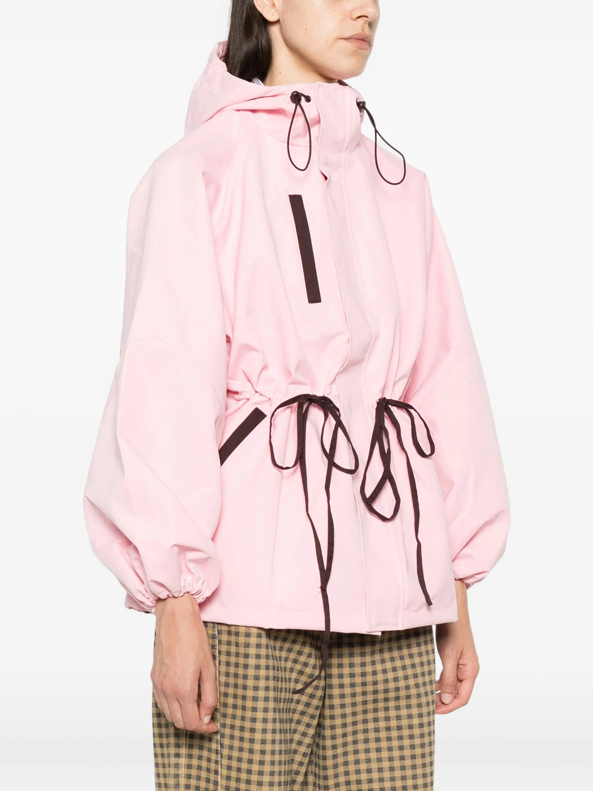 Liu raincoat