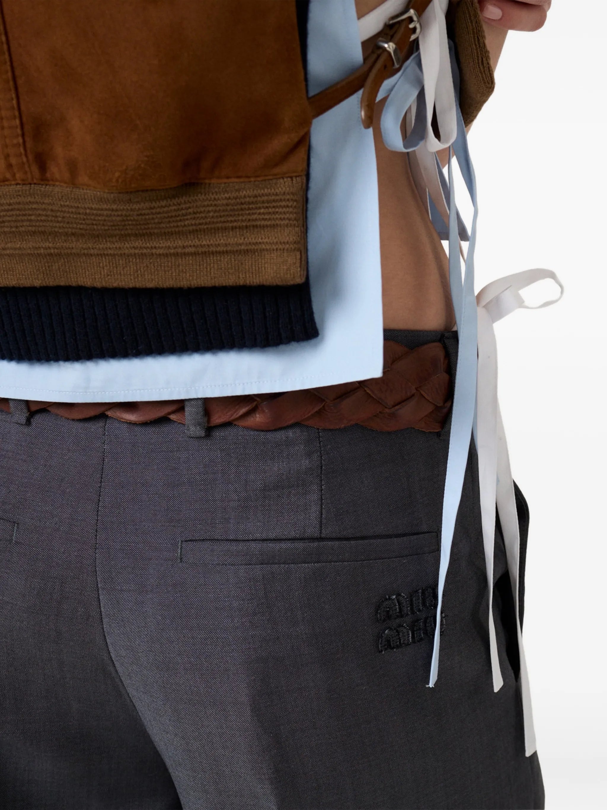 straight-leg trousers