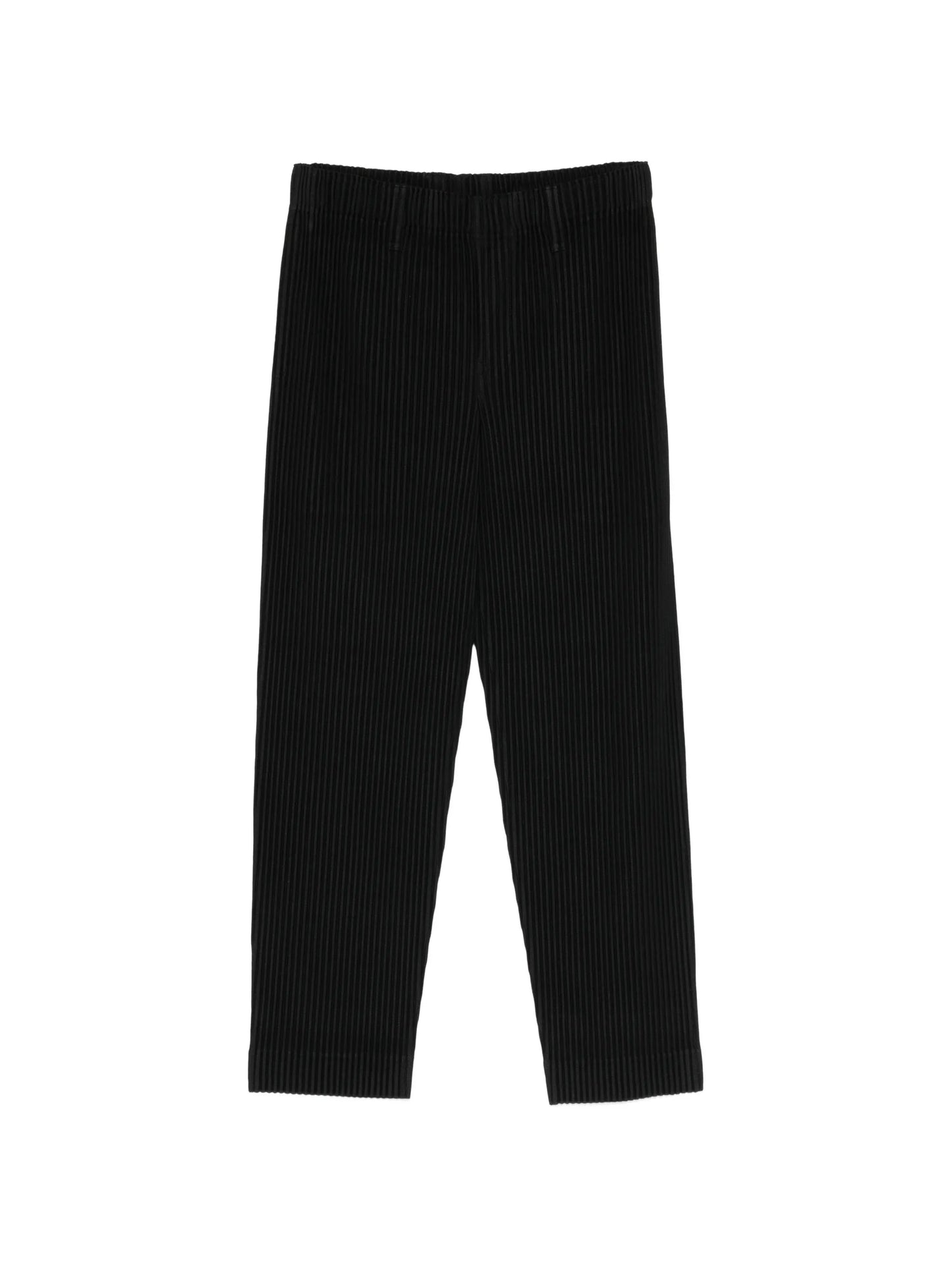 pleated trousers