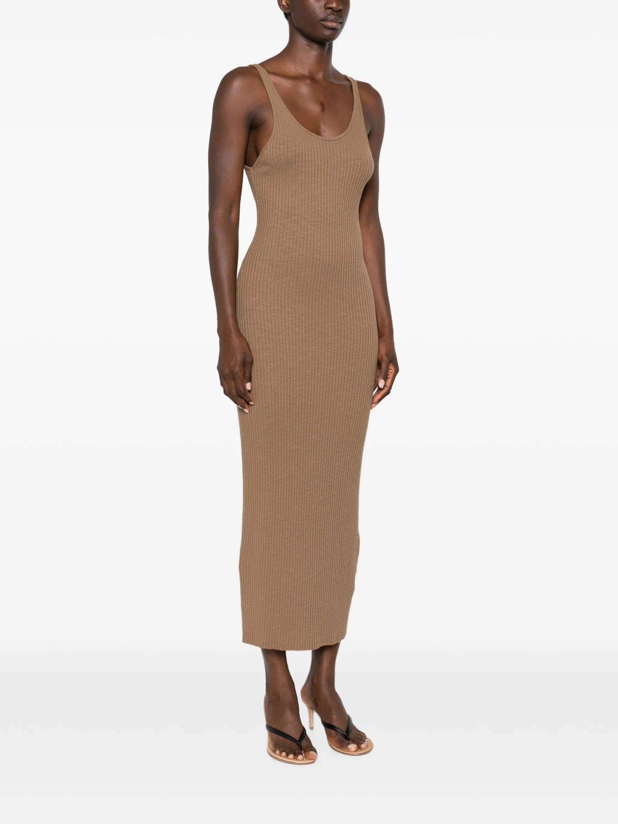 ribbed-knit slim-fit midi dress