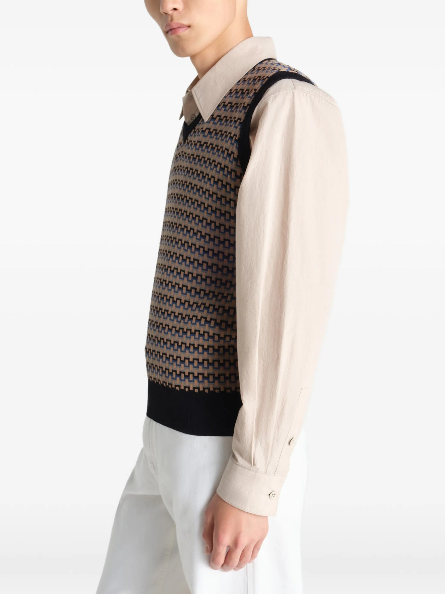 patterned V-neck vest