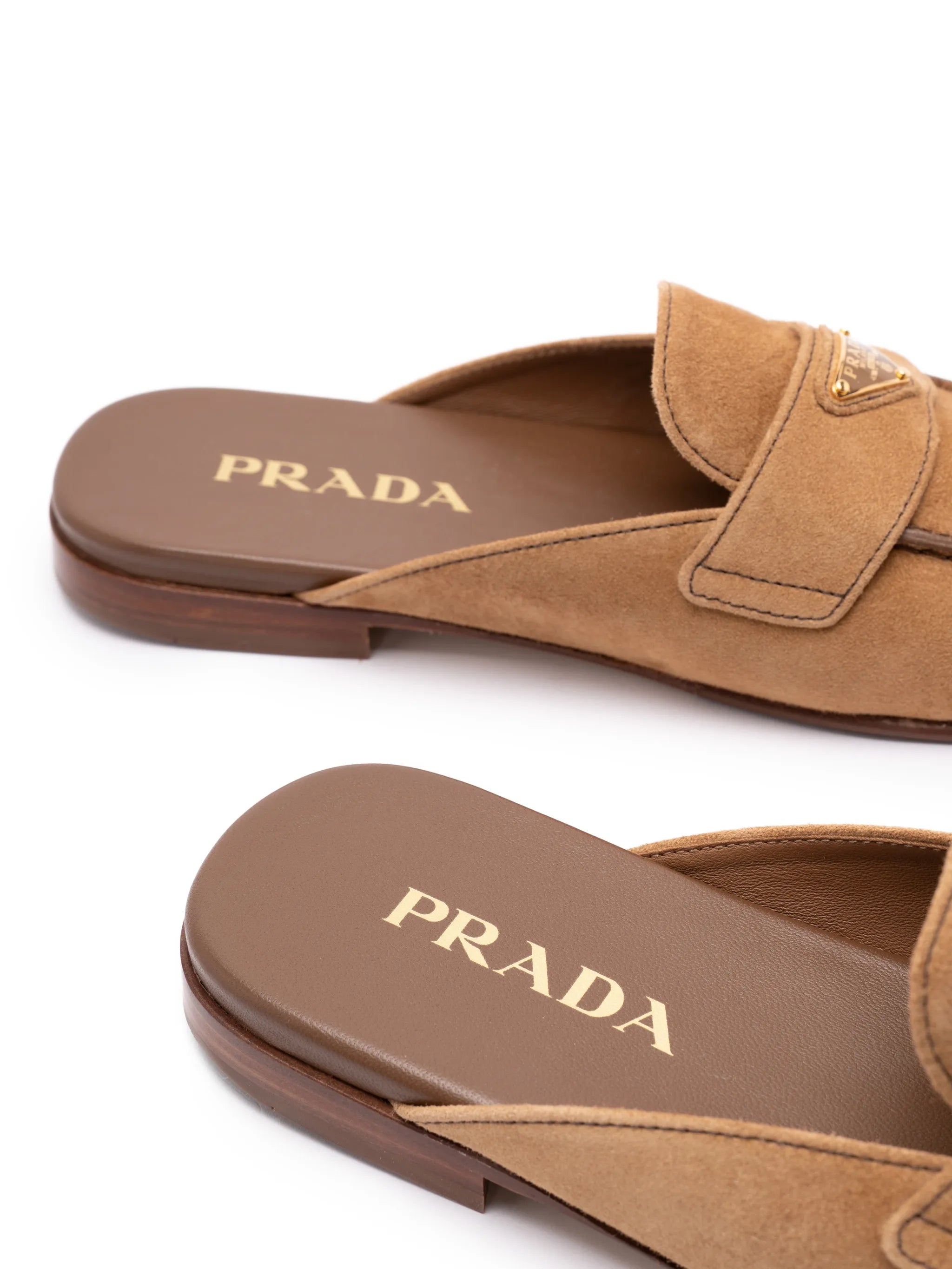 logo-detail flat mules