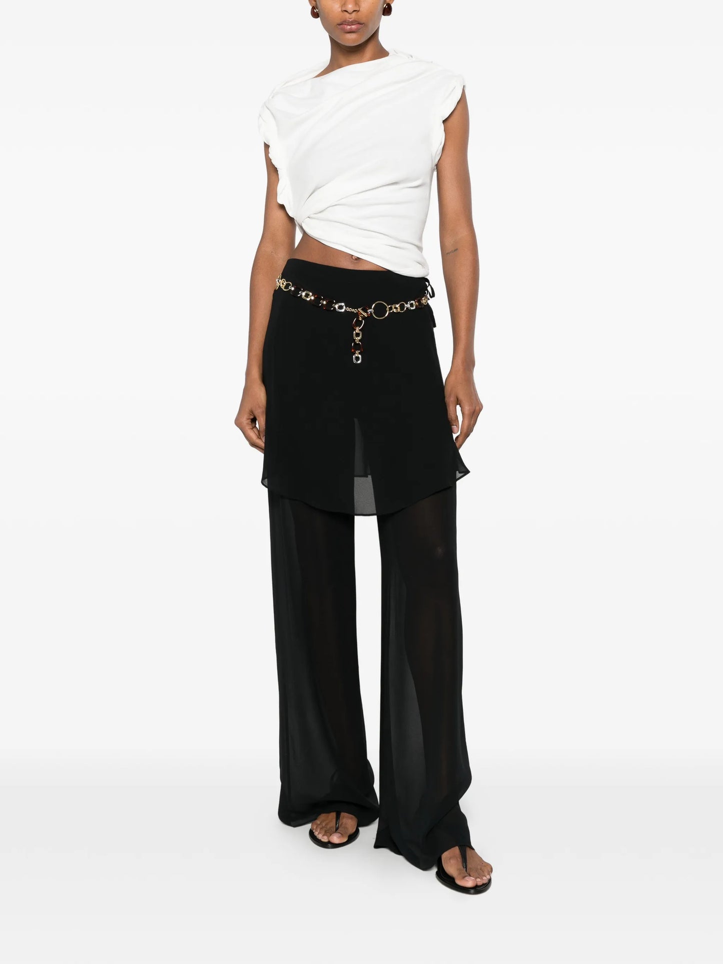 rolled twisted T-shirt