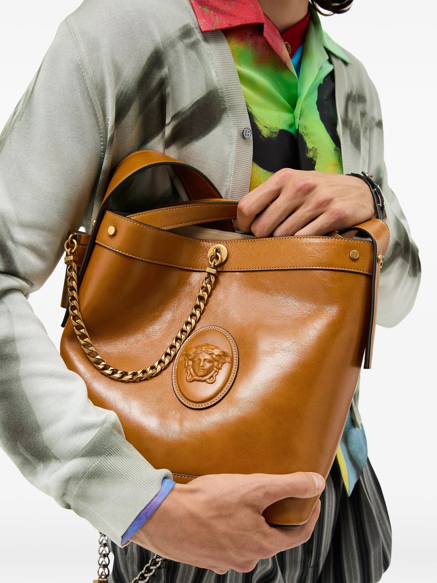 Pivot small leather bucket bag