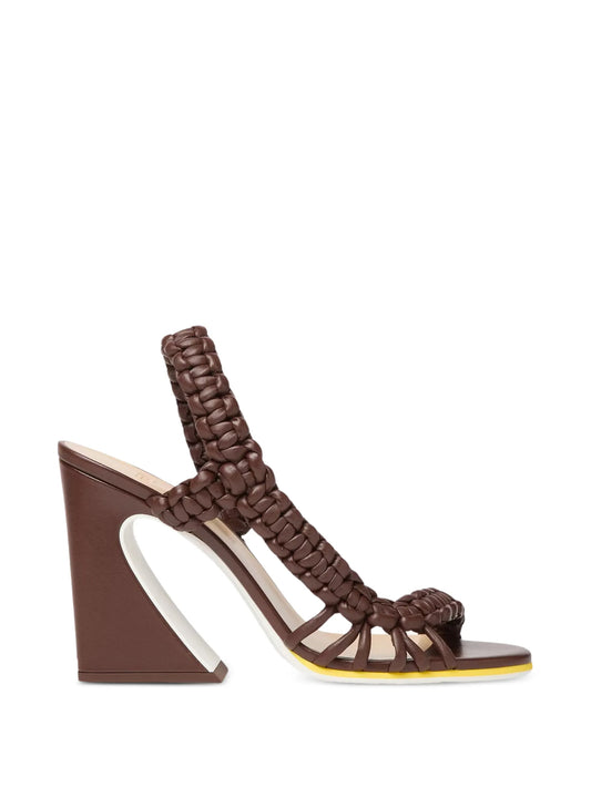 Arco braided sandals