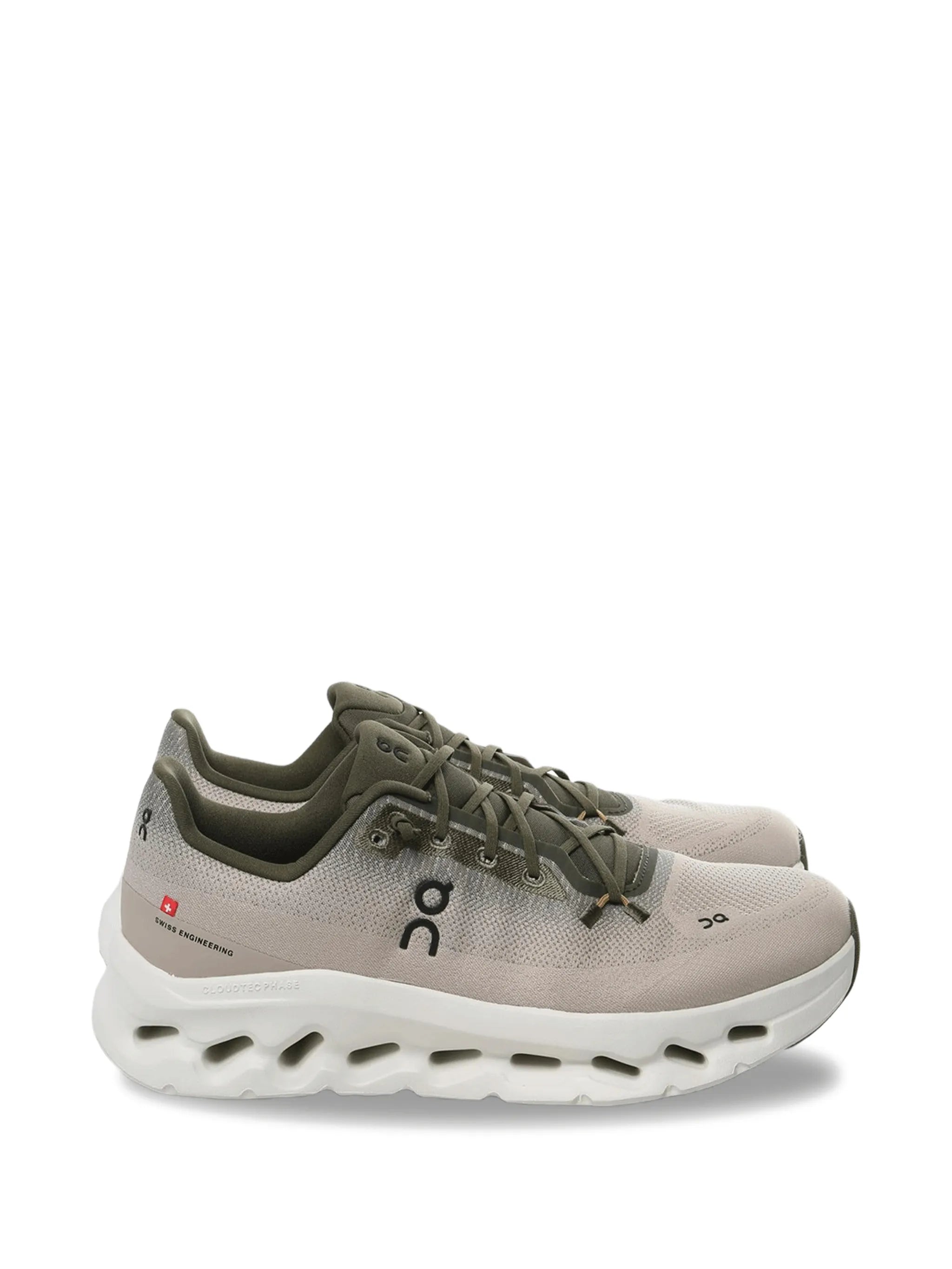 lace-up fastening sneakers