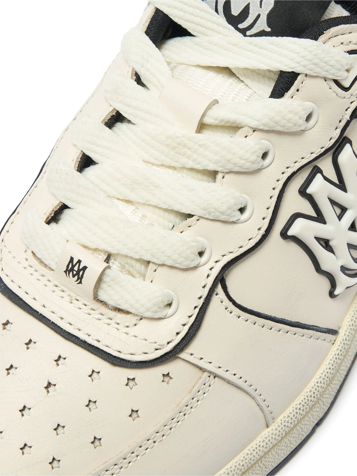 Newport sneakers