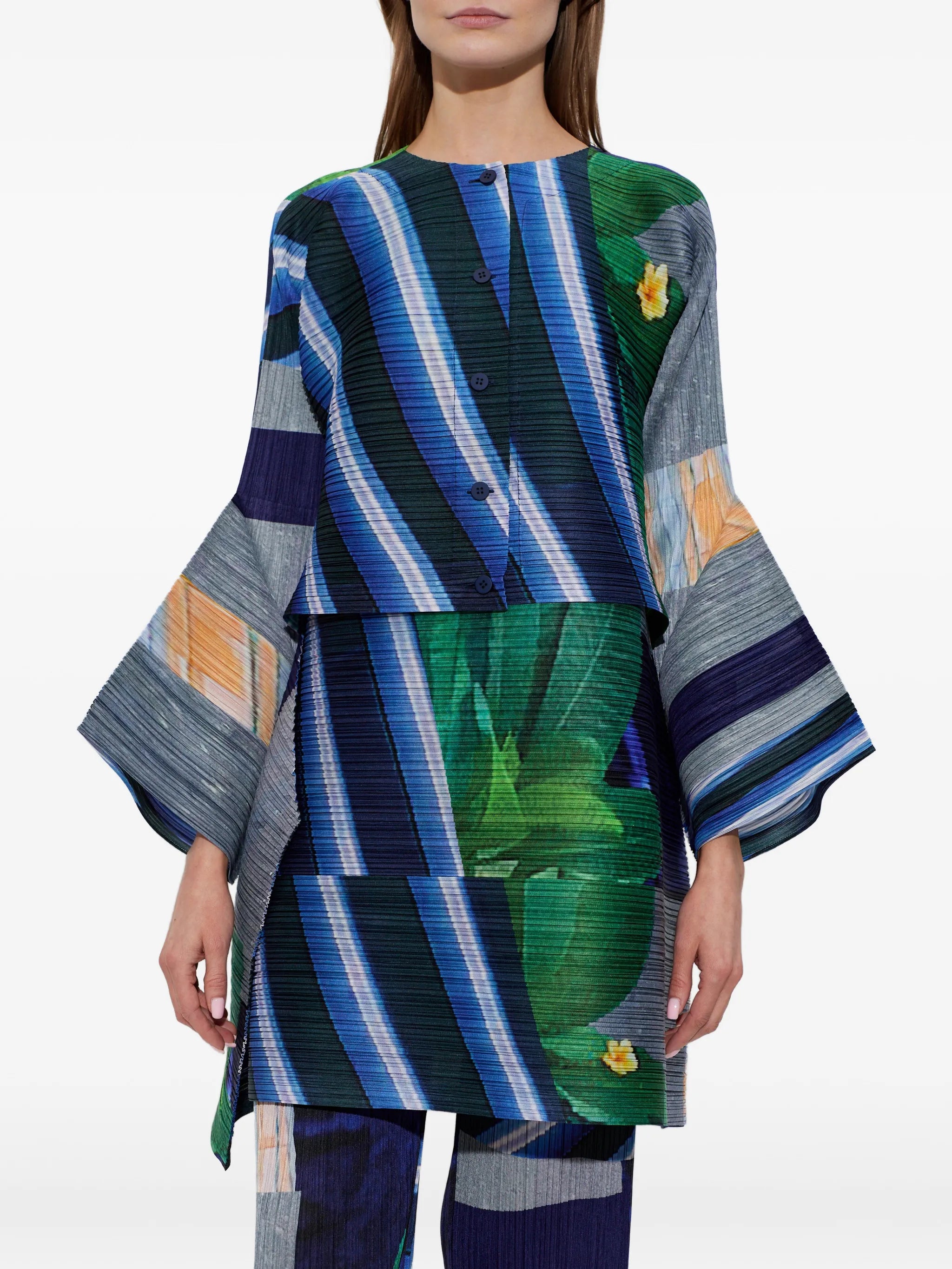 striped pleated cardigan