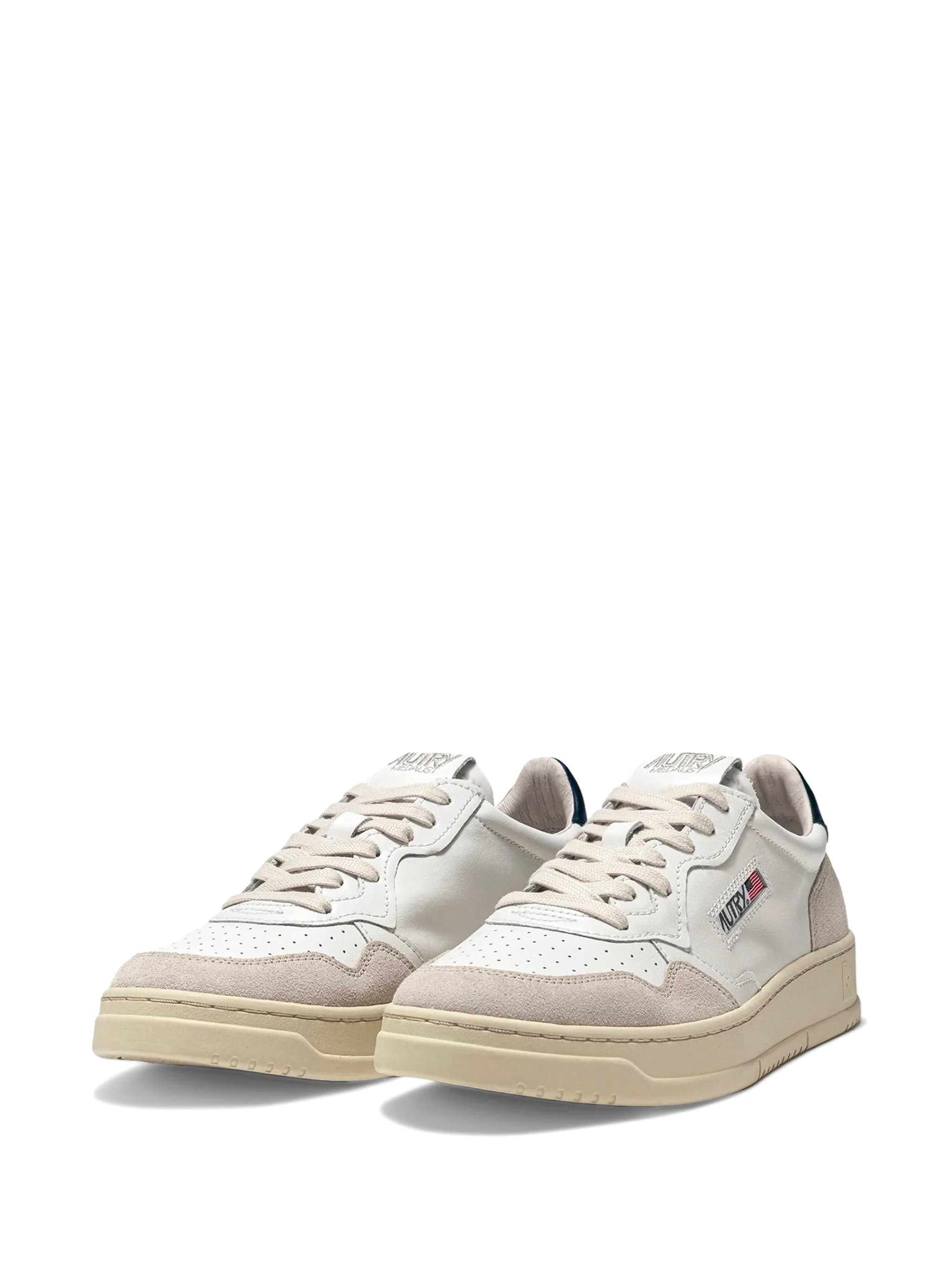 Medalist panelled low top sneakers
