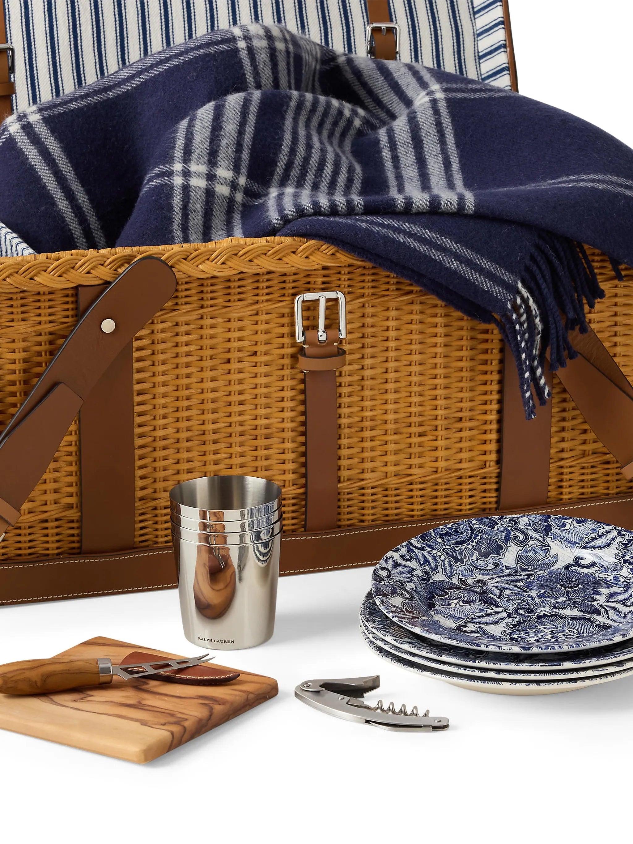 bailey picnic basket