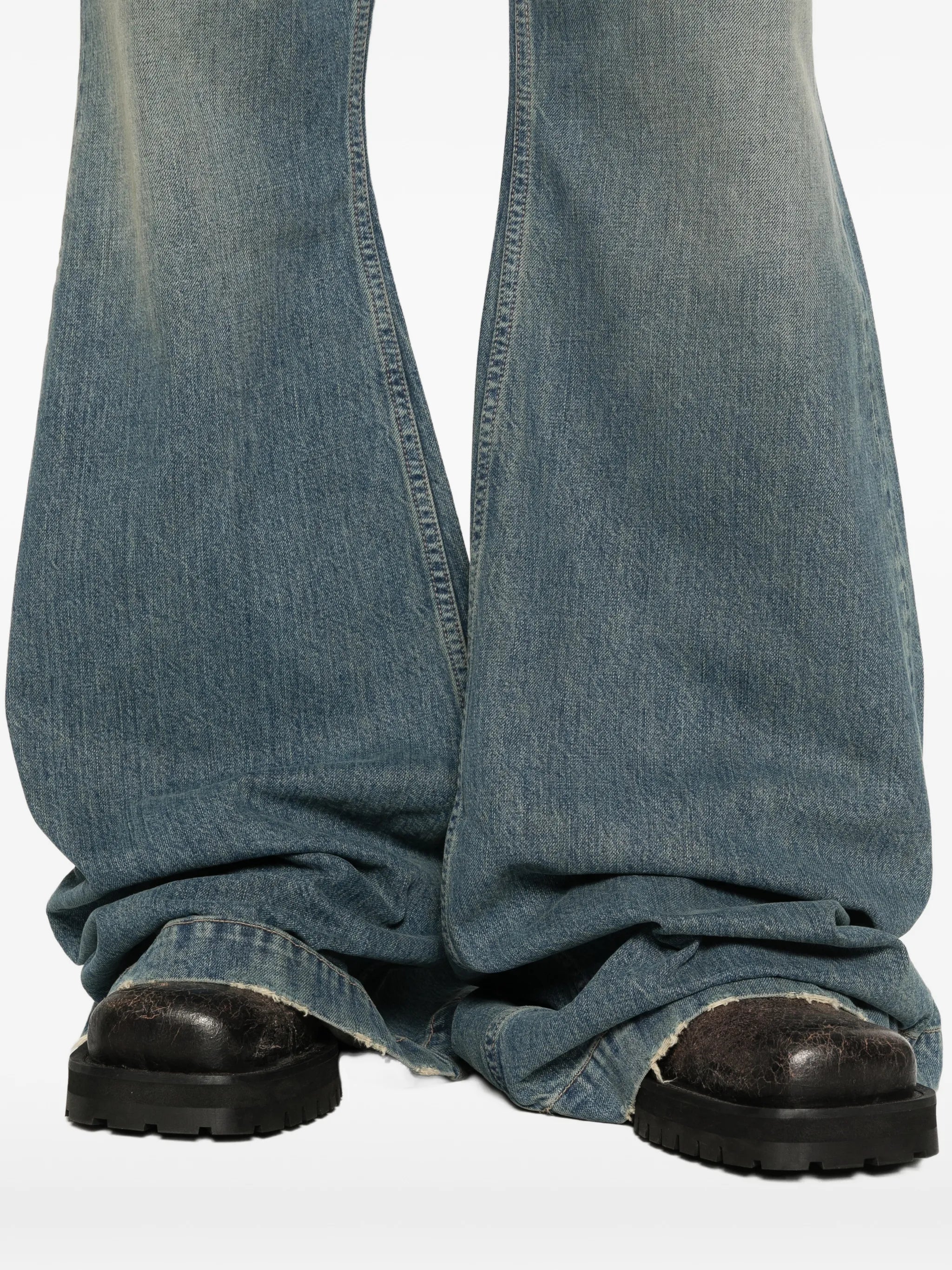 five-pockets flared jeans