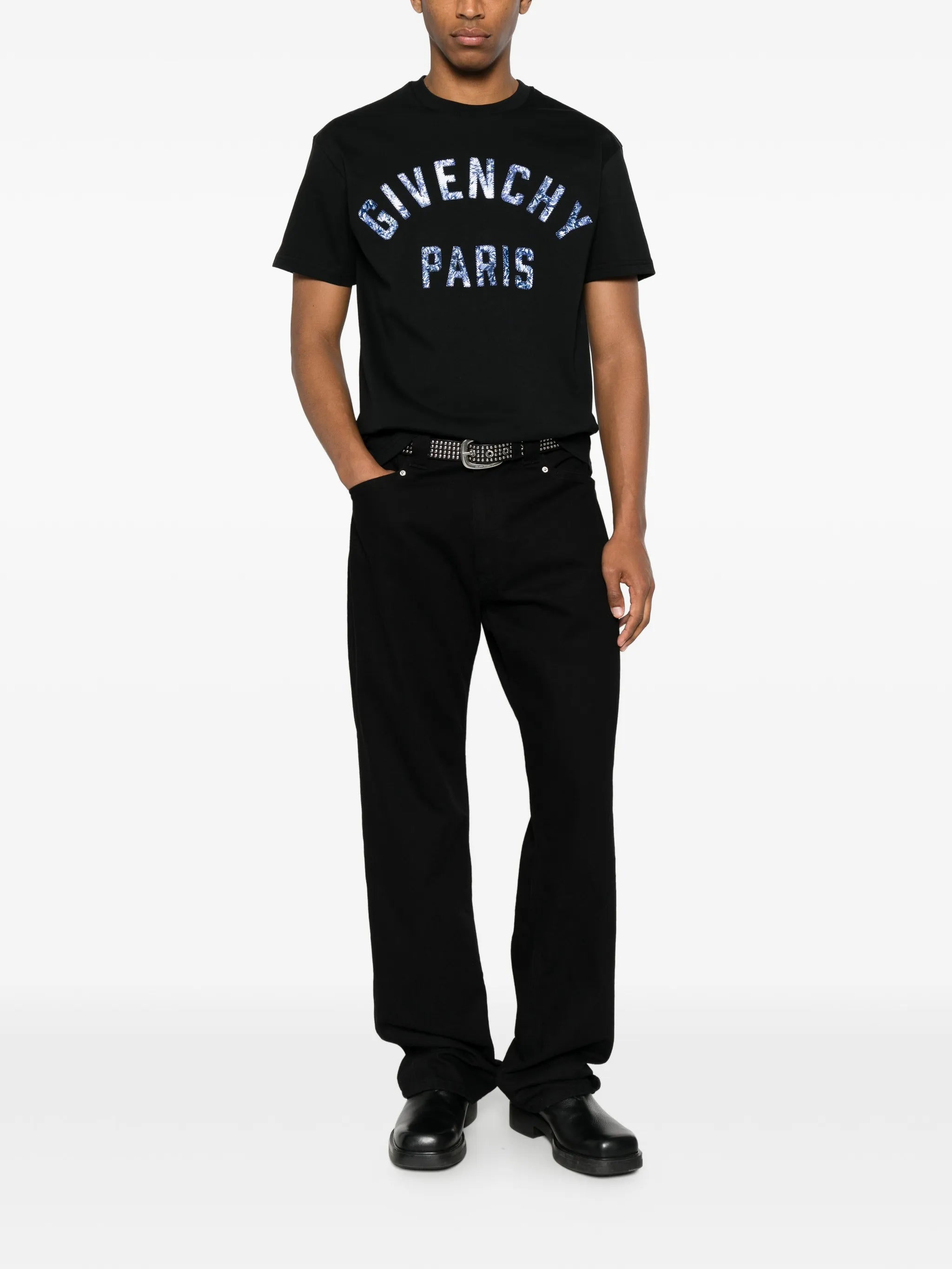 T-shirt in cotton pompom embroidery