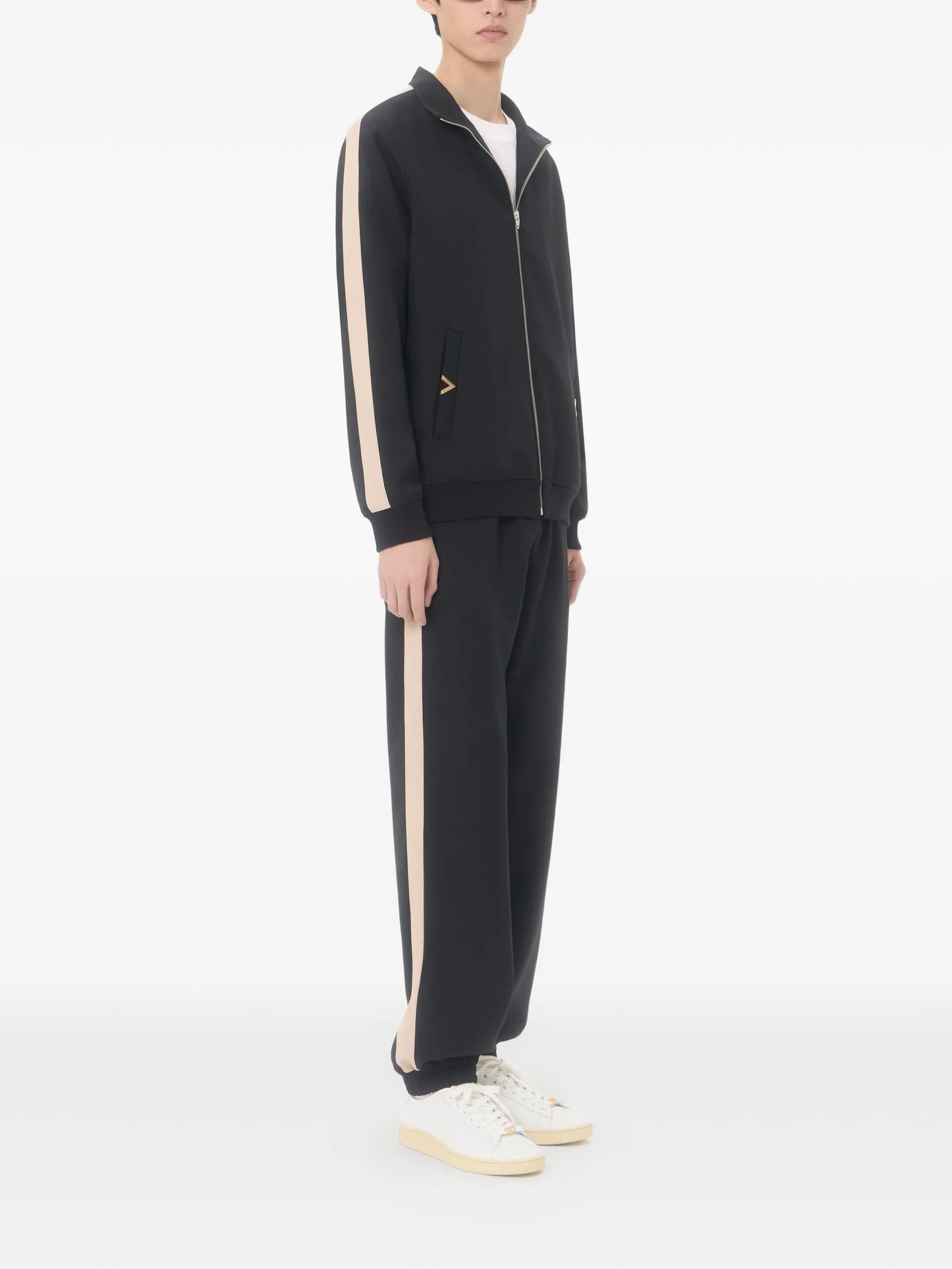 nylon sweatshirt with VGold
