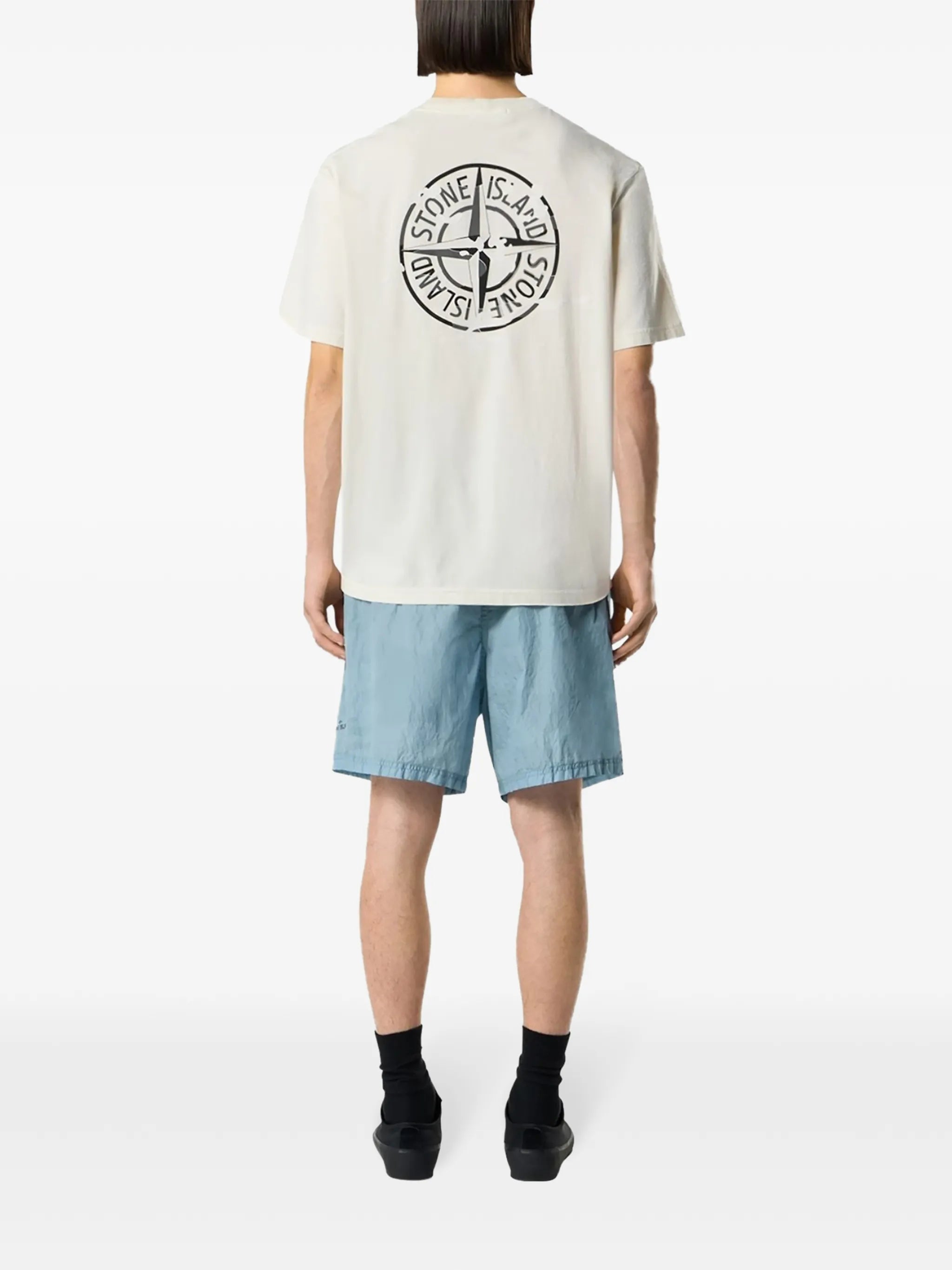 logo-embroidered T-shirt