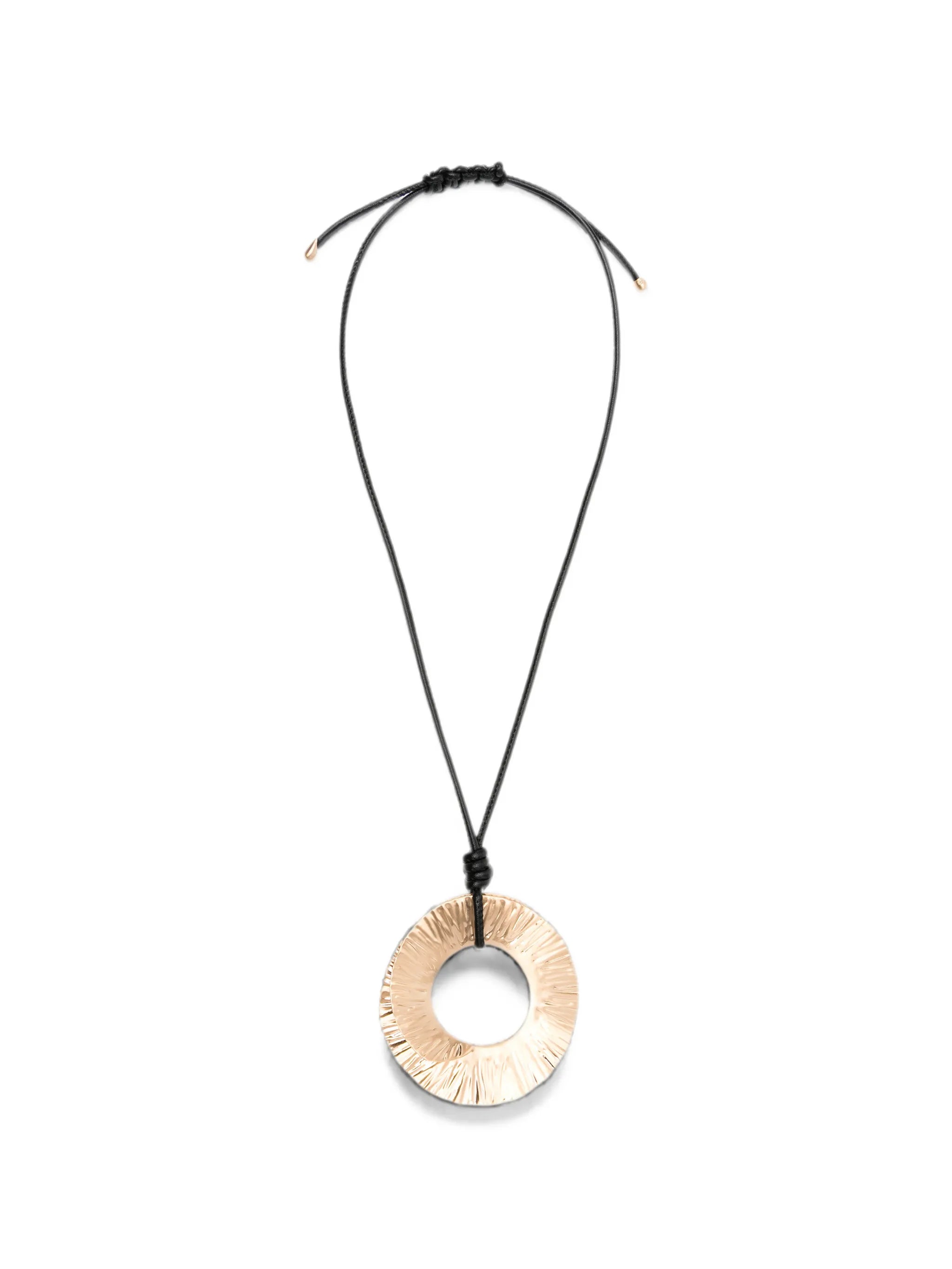 Ren pendant necklace