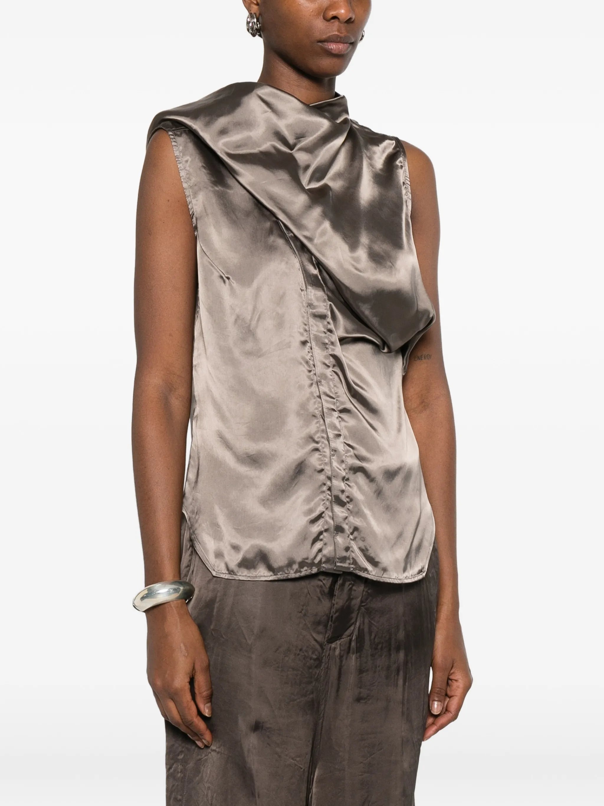 SL Island ruffled blouse