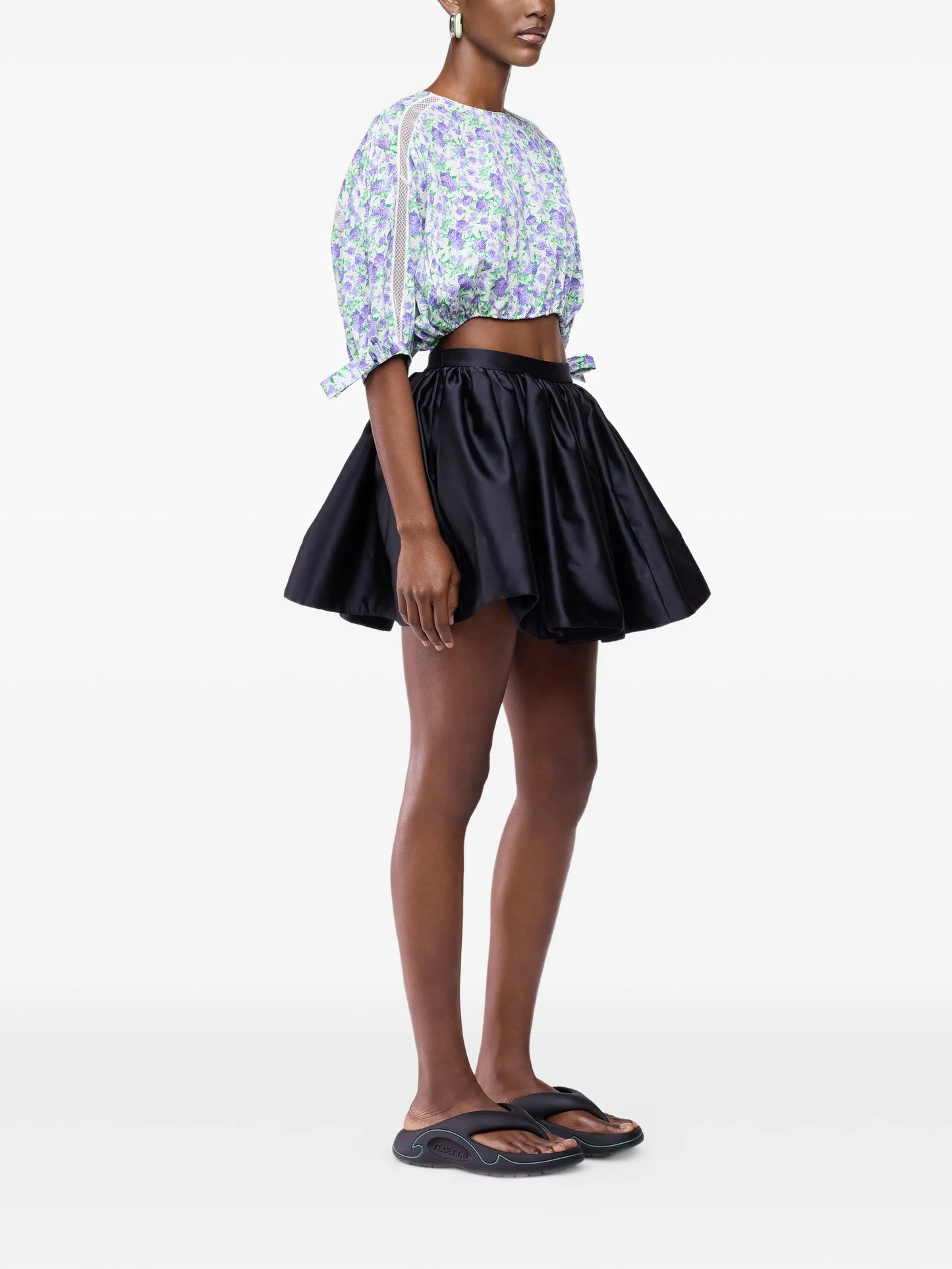 floral puff-sleeved crop top