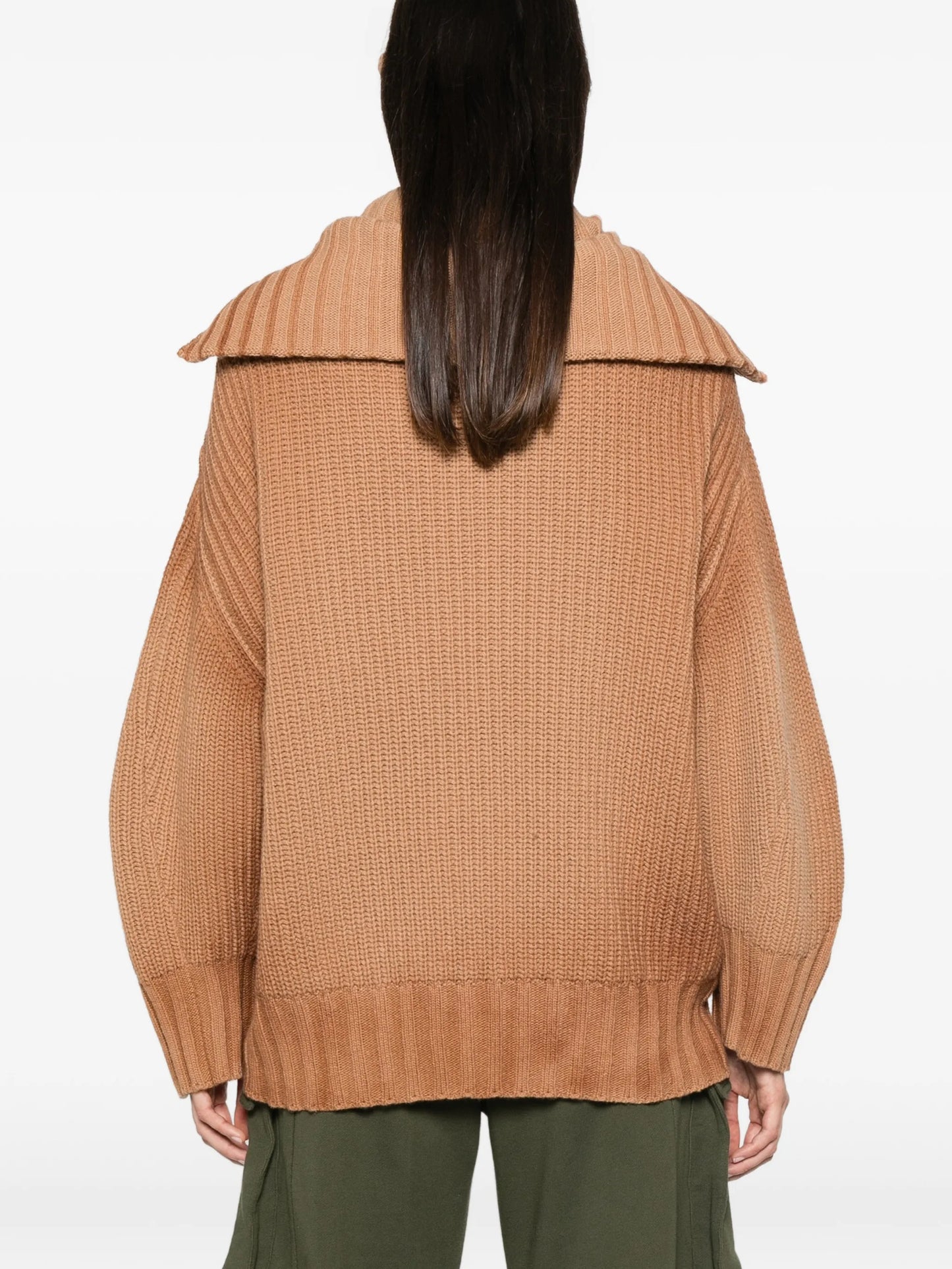 ribbed-knit asymmetric-hem knitwear