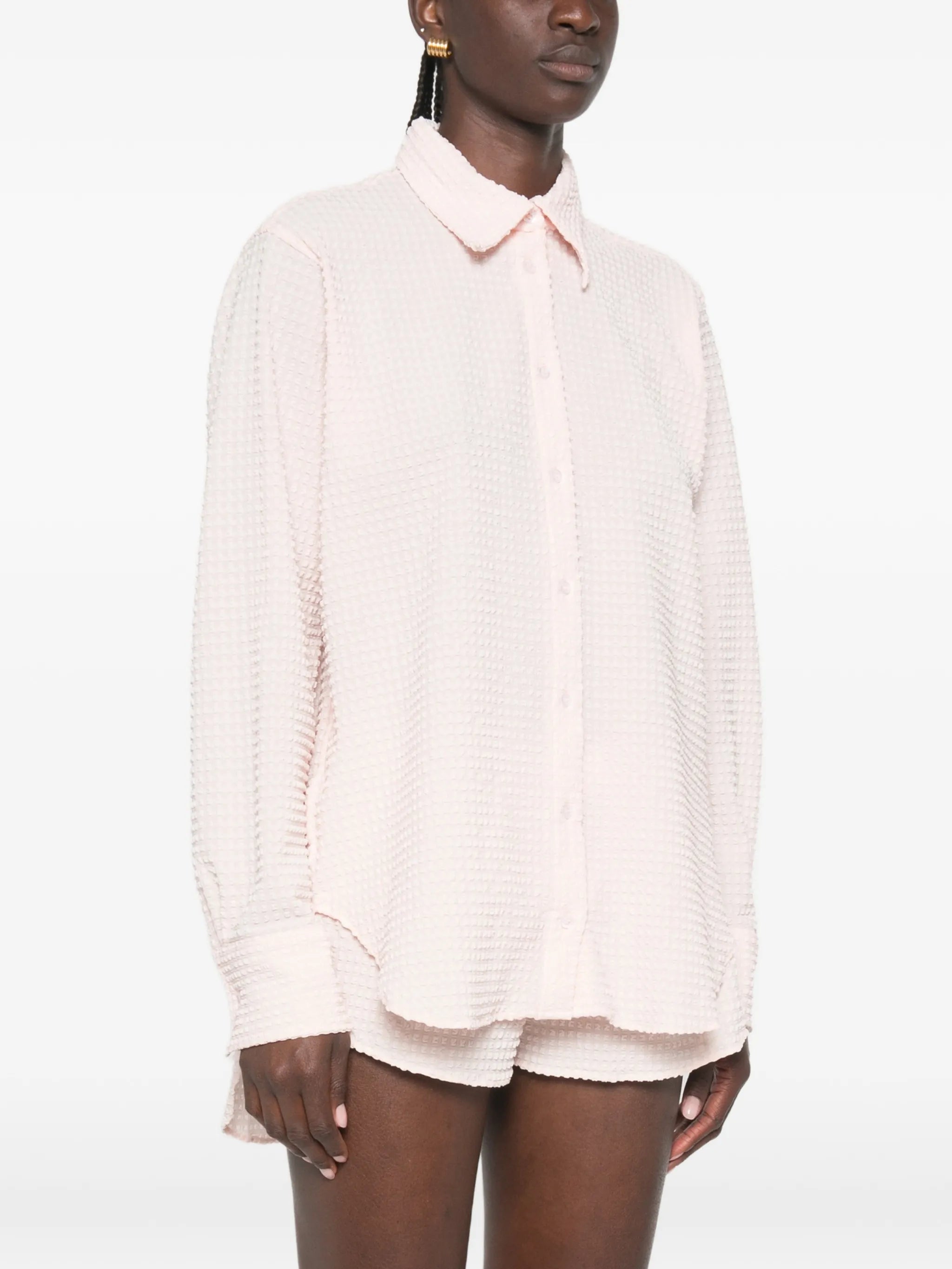 long-sleeves shirt